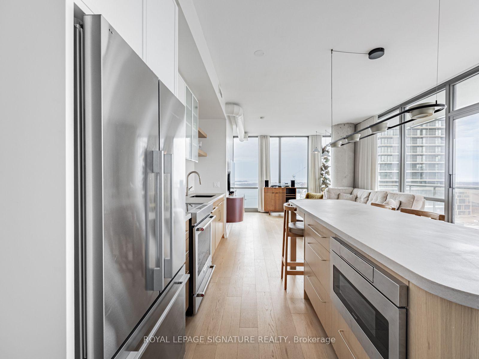 Photo 8 of Unit 2406, 33 Mill Street, Toronto, Waterfront Communities — HOMEH