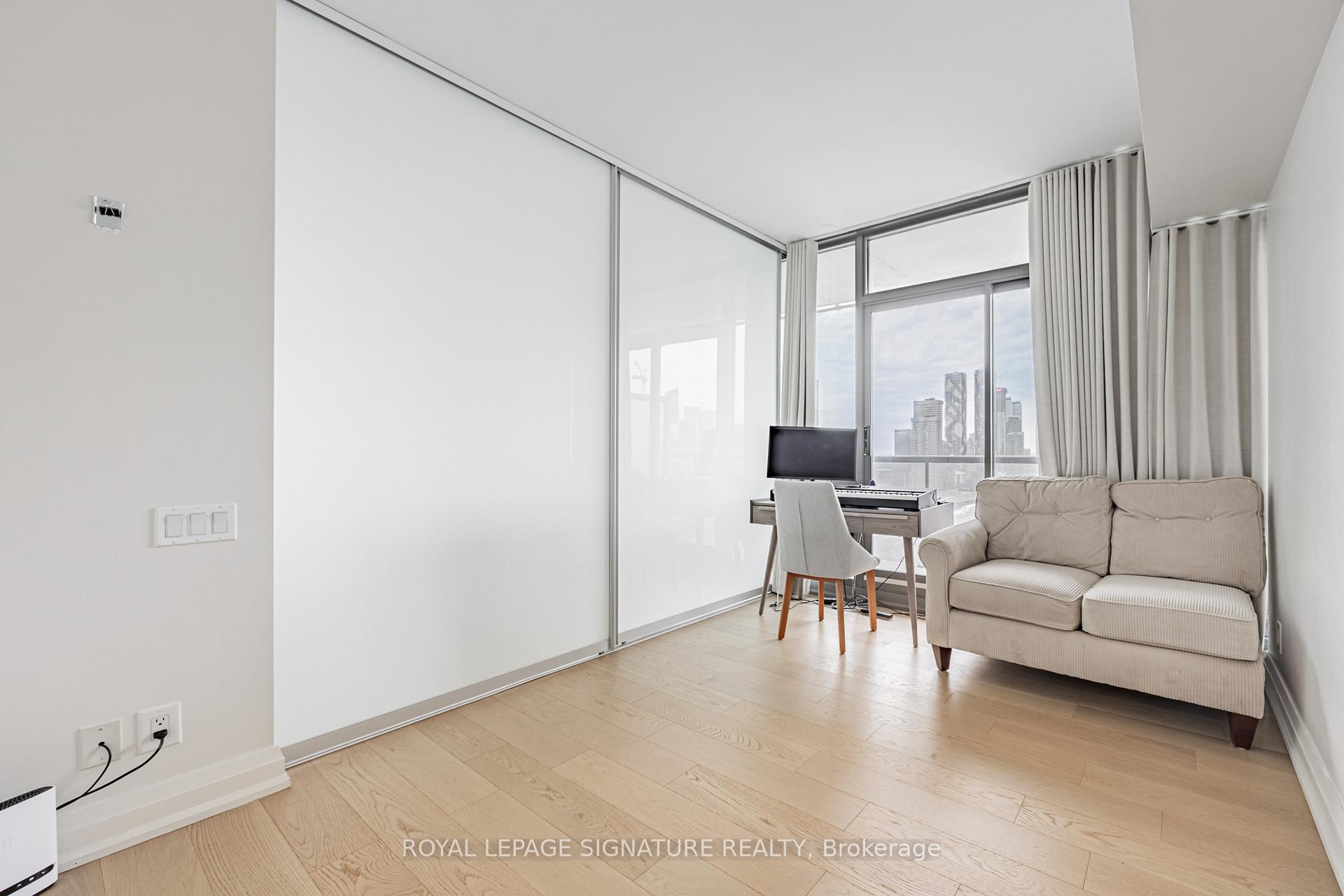 Photo 18 of Unit 2406, 33 Mill Street, Toronto, Waterfront Communities — HOMEH