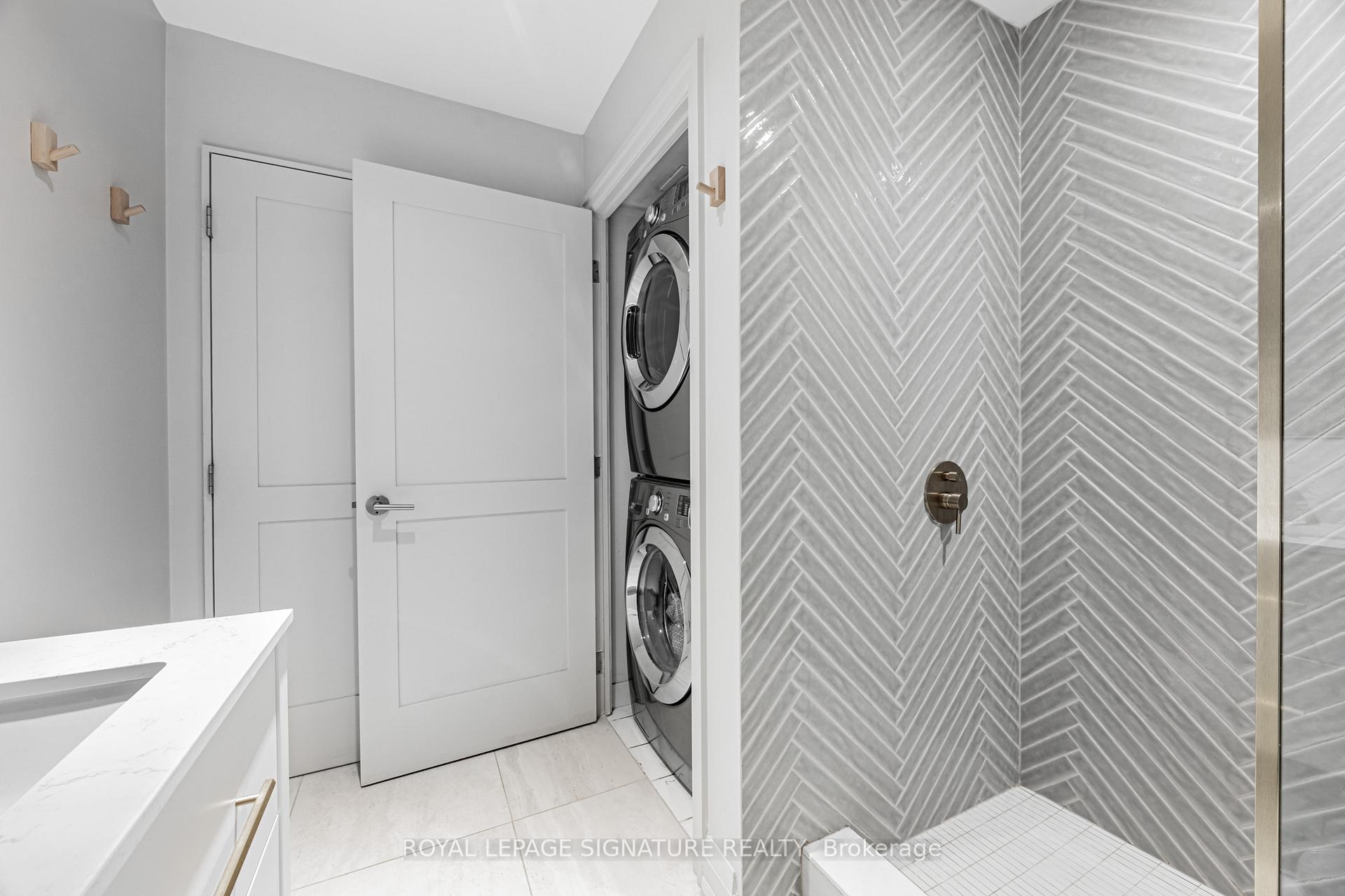 Photo 22 of Unit 2406, 33 Mill Street, Toronto, Waterfront Communities — HOMEH
