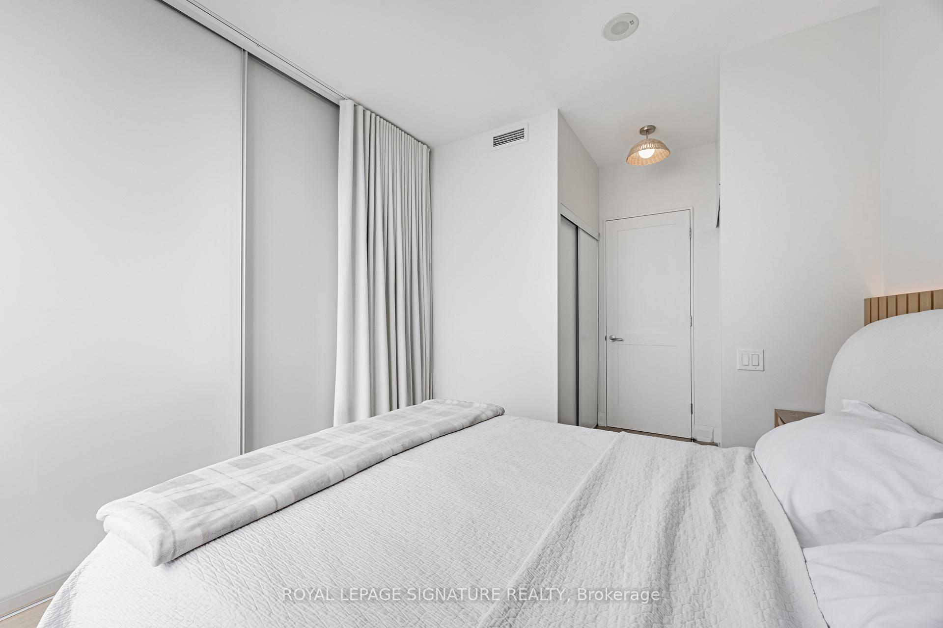 Photo 32 of Unit 2406, 33 Mill Street, Toronto, Waterfront Communities — HOMEH