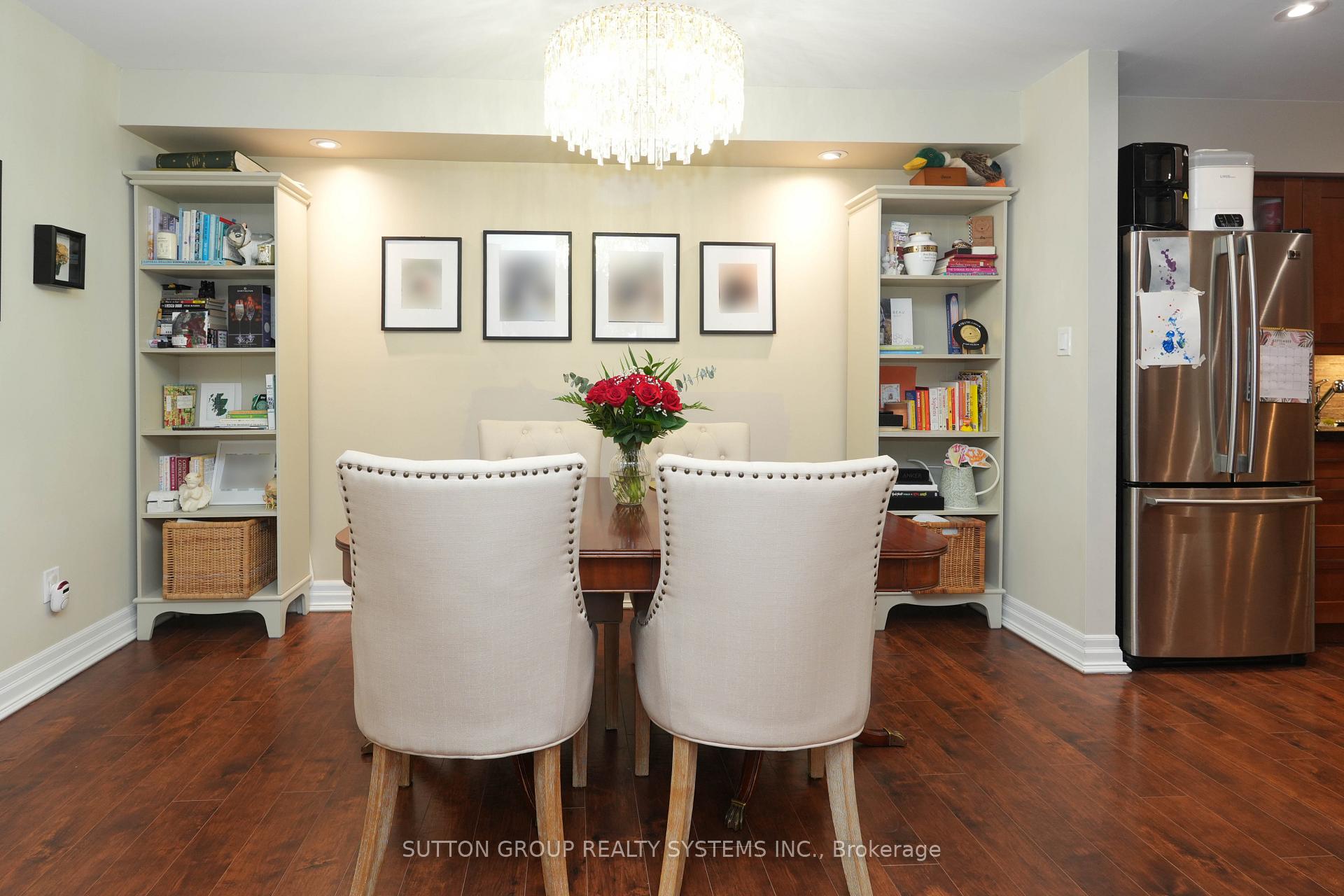 Photo 4 of Unit 812, 1508 Pilgrims Way, Oakville, Glen Abbey — HOMEH