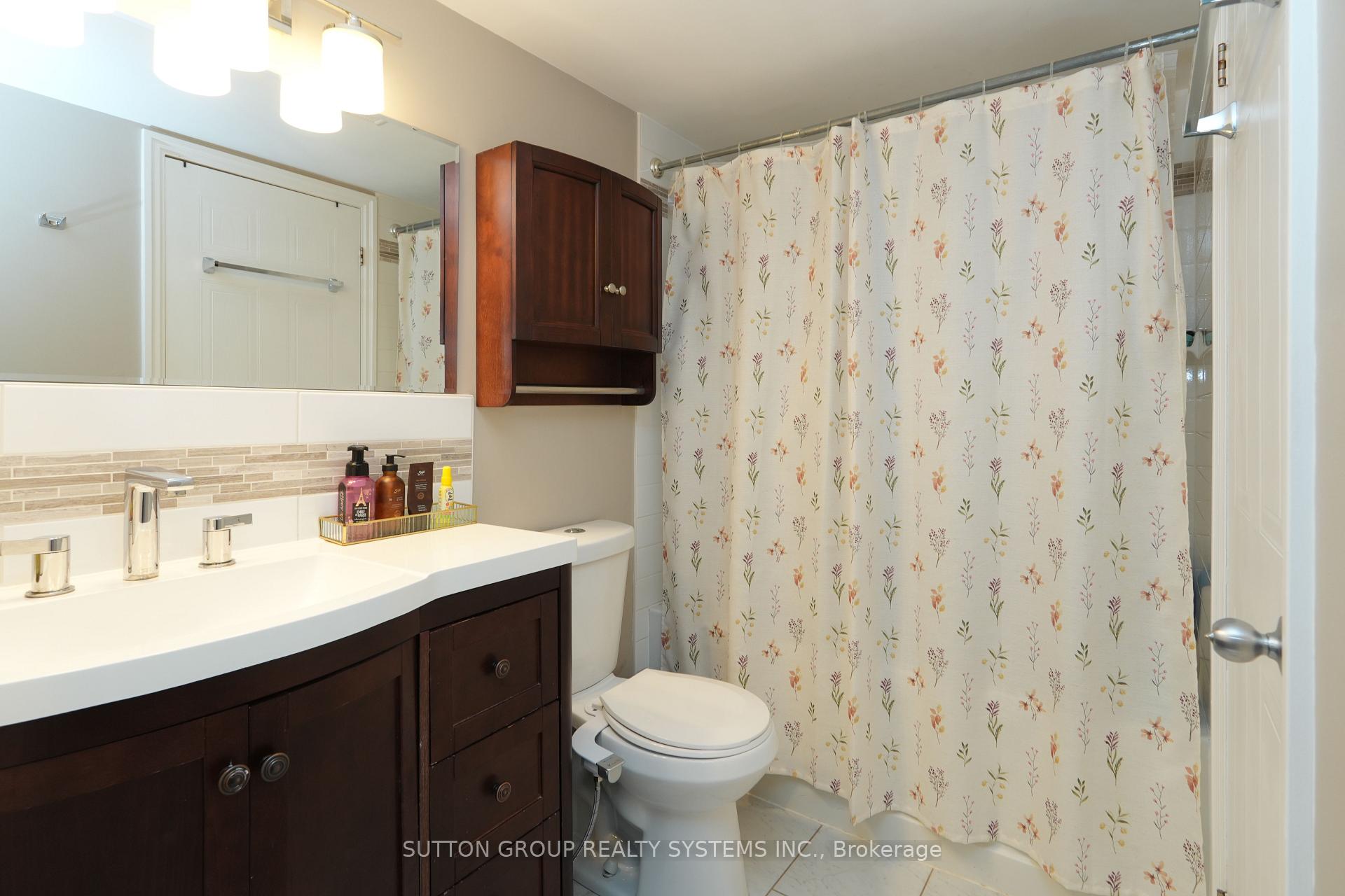 Photo 19 of Unit 812, 1508 Pilgrims Way, Oakville, Glen Abbey — HOMEH