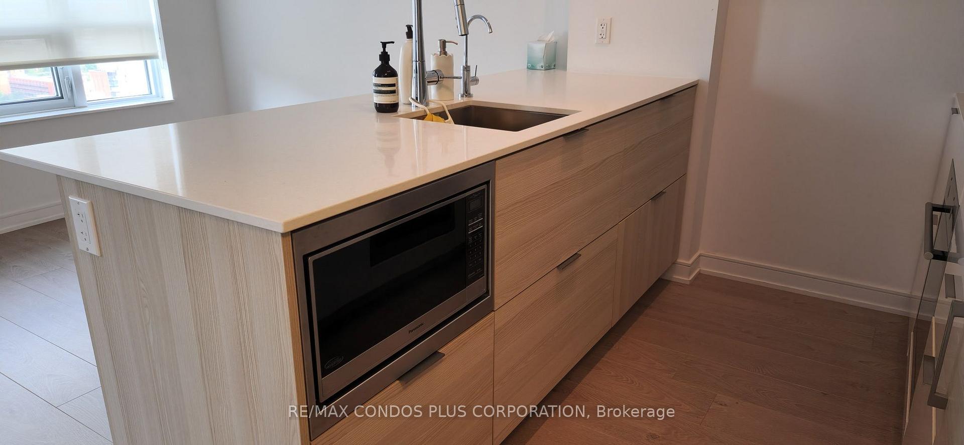 Photo 4 of Unit 1907, 88 Scott Street, Toronto, Church-Yonge Corridor — HOMEH