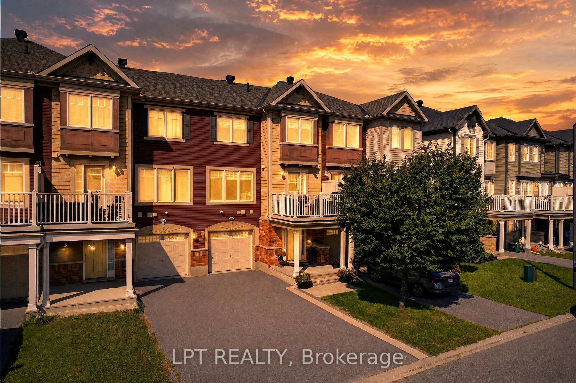 Photo of 166 Sunshine Crescent