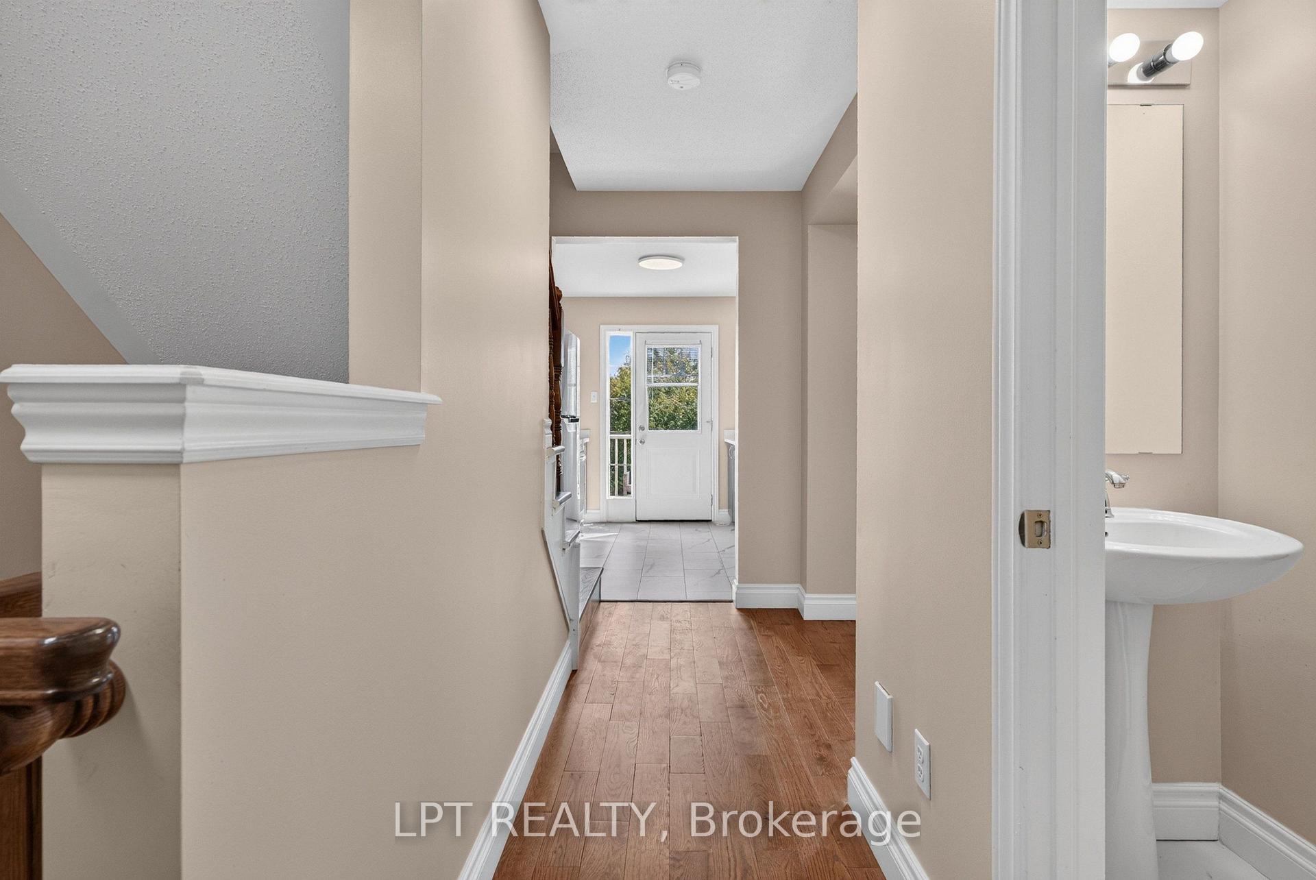 Photo 17 of 166 Sunshine Crescent, Ottawa, Notting Hill/Summerside — HOMEH
