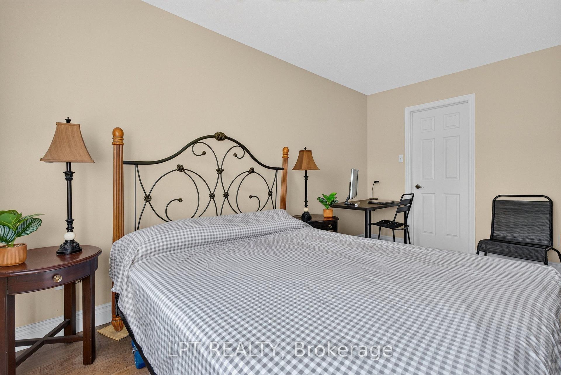 Photo 22 of 166 Sunshine Crescent, Ottawa, Notting Hill/Summerside — HOMEH