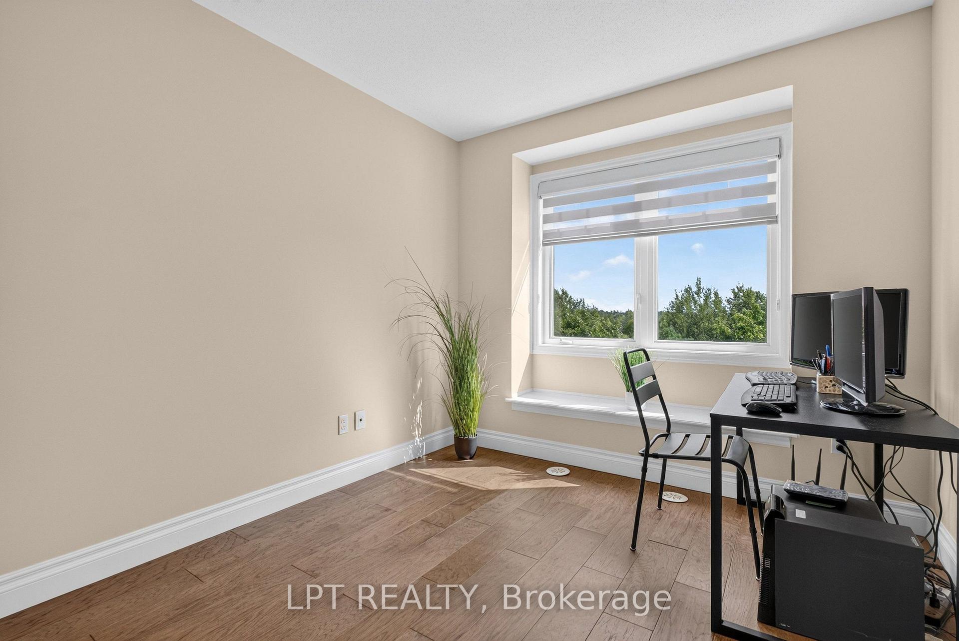 Photo 24 of 166 Sunshine Crescent, Ottawa, Notting Hill/Summerside — HOMEH
