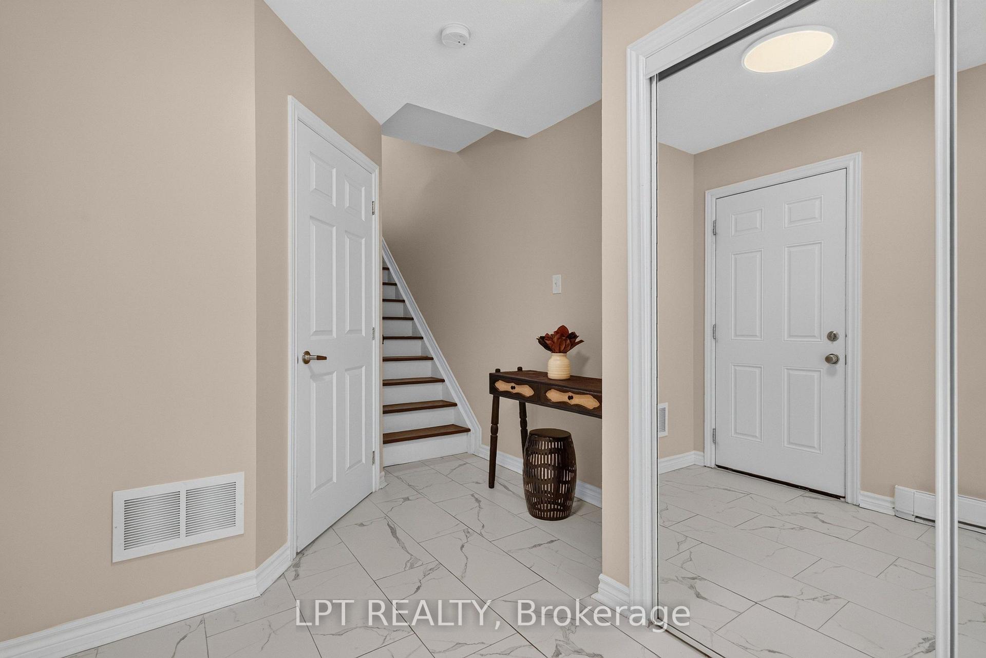 Photo 32 of 166 Sunshine Crescent, Ottawa, Notting Hill/Summerside — HOMEH