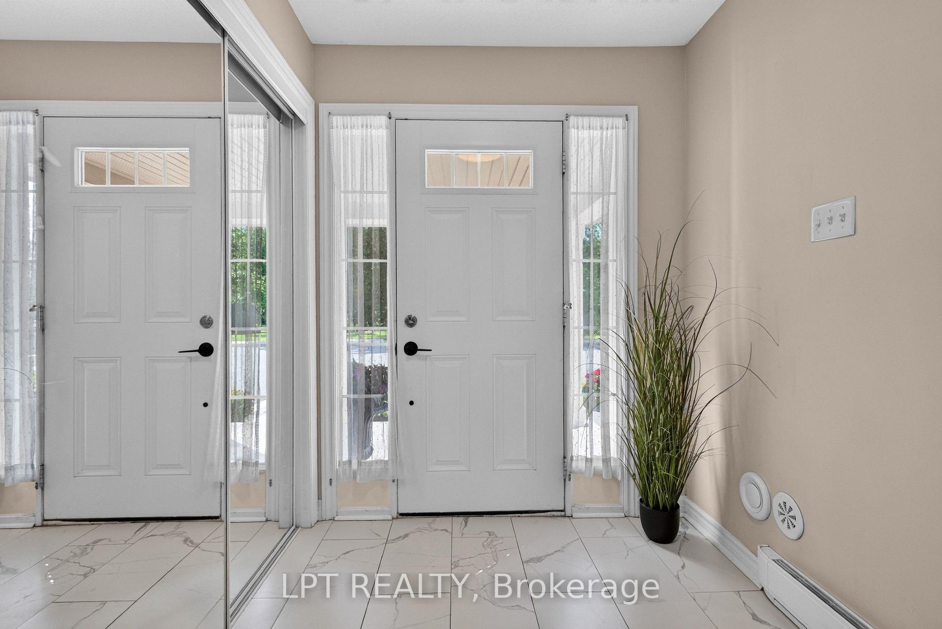 Photo 33 of 166 Sunshine Crescent, Ottawa, Notting Hill/Summerside — HOMEH