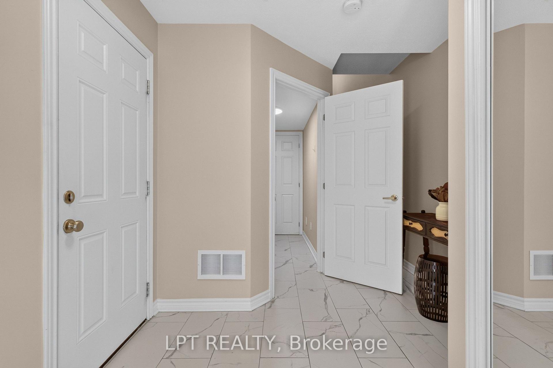 Photo 34 of 166 Sunshine Crescent, Ottawa, Notting Hill/Summerside — HOMEH