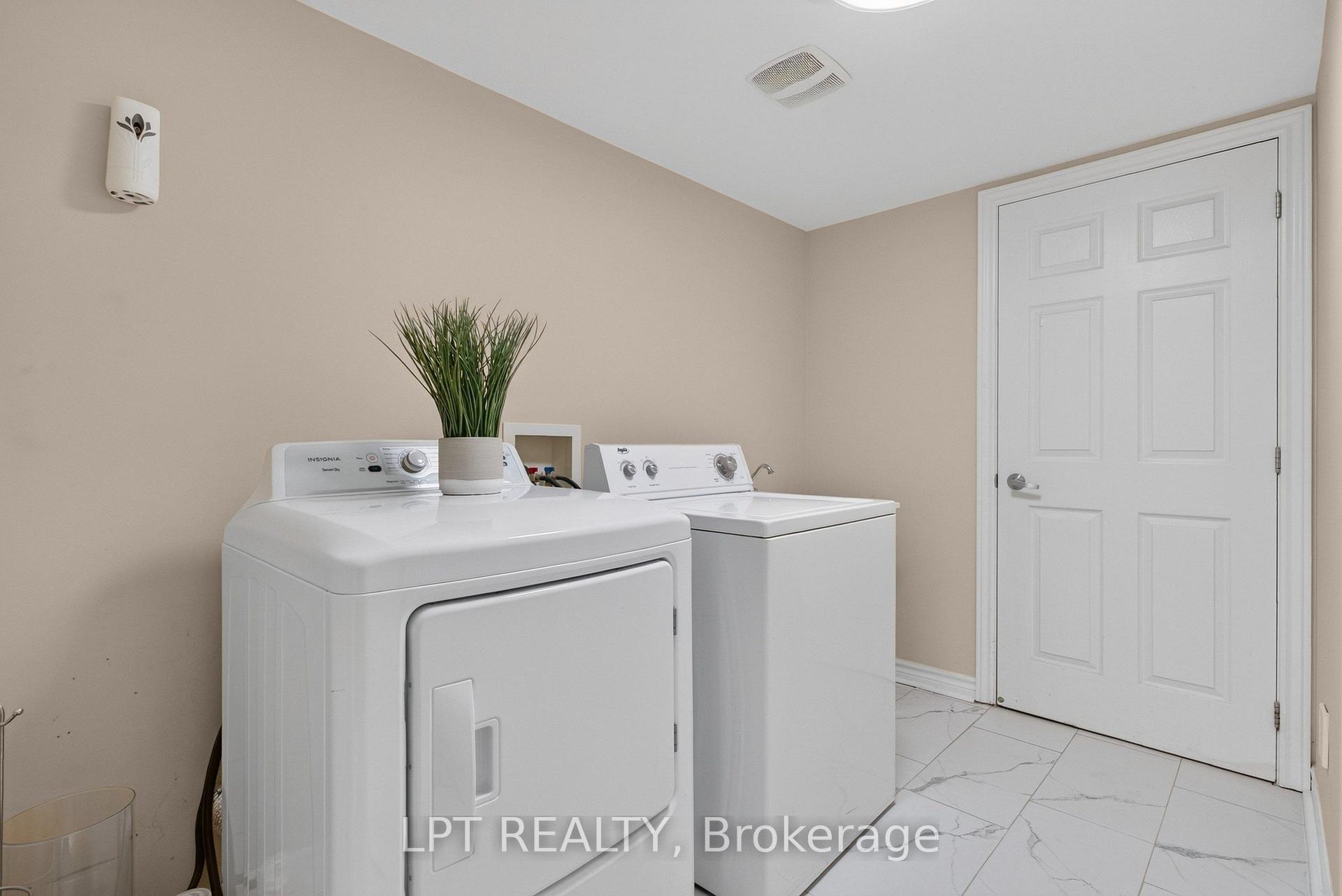 Photo 36 of 166 Sunshine Crescent, Ottawa, Notting Hill/Summerside — HOMEH
