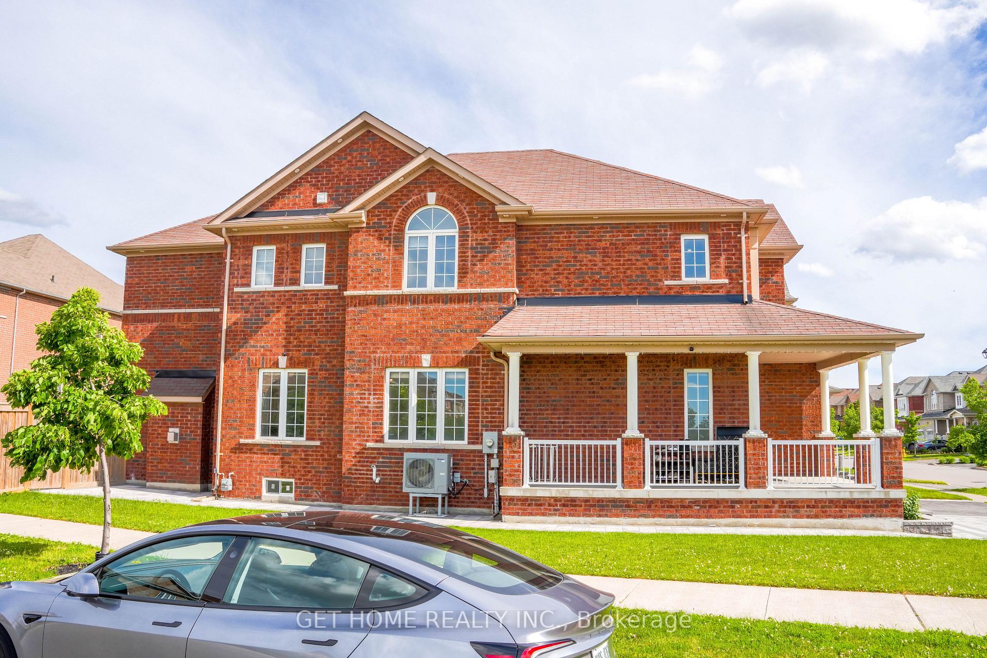Photo 4 of 1809 Jack Glen Street, Oshawa, Taunton — HOMEH