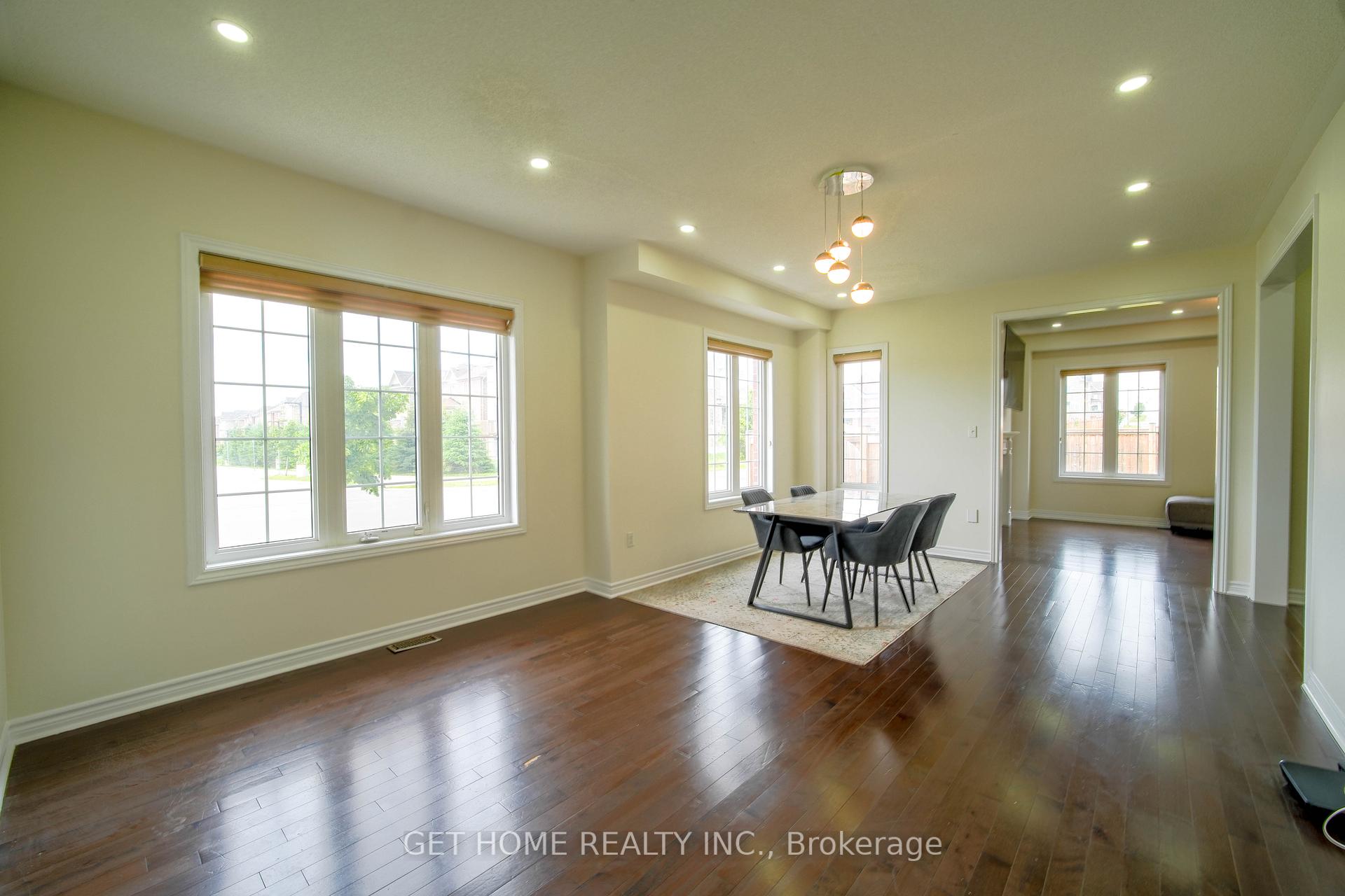 Photo 8 of 1809 Jack Glen Street, Oshawa, Taunton — HOMEH