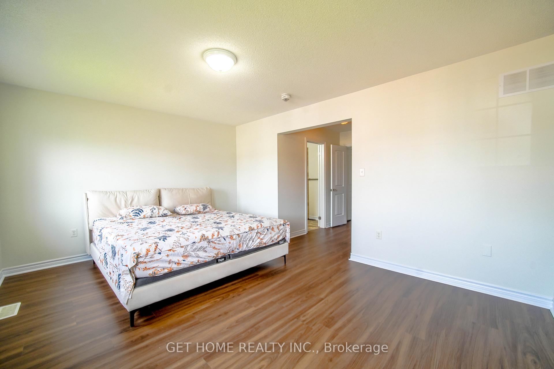Photo 21 of 1809 Jack Glen Street, Oshawa, Taunton — HOMEH