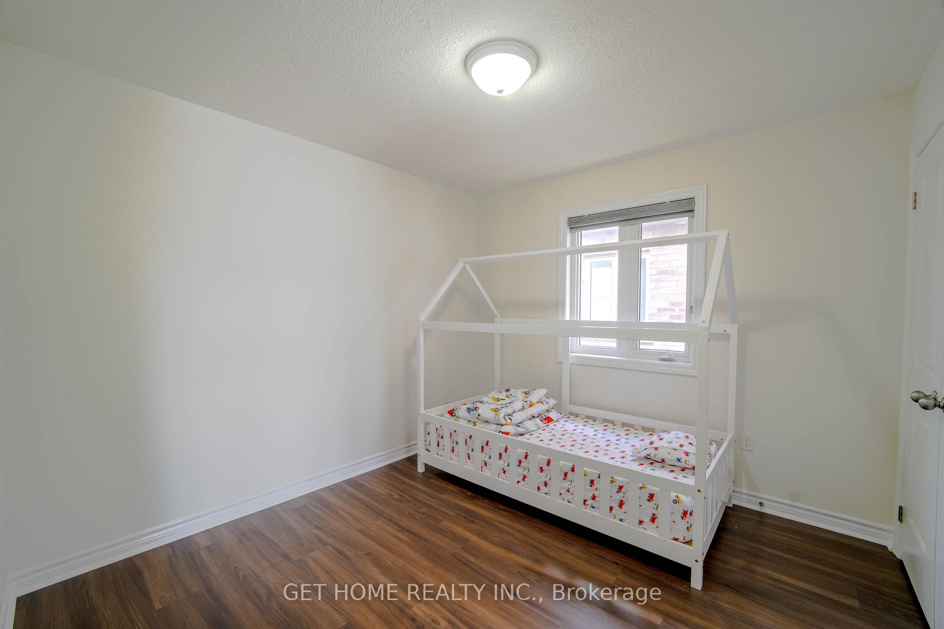 Photo 27 of 1809 Jack Glen Street, Oshawa, Taunton — HOMEH