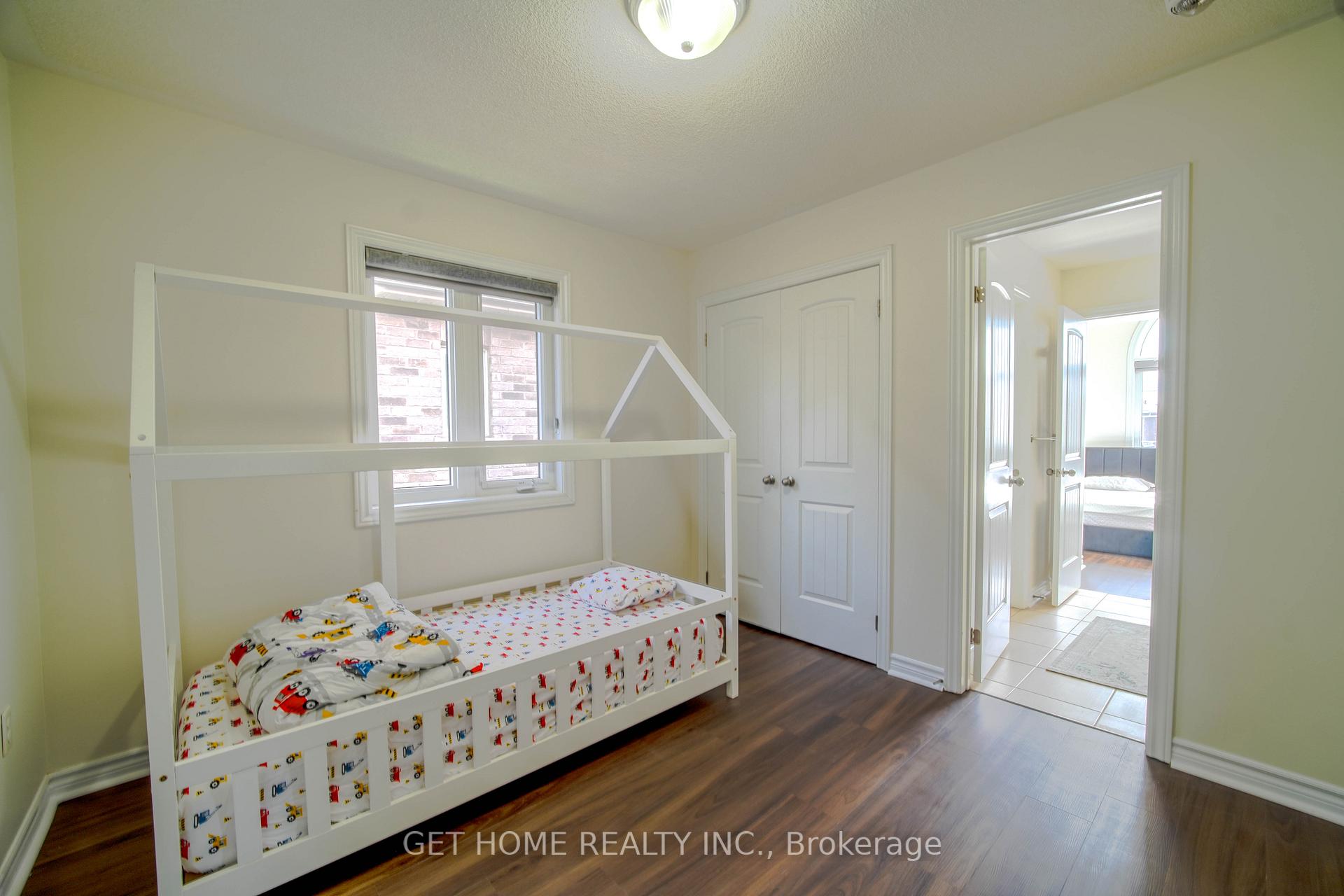 Photo 28 of 1809 Jack Glen Street, Oshawa, Taunton — HOMEH