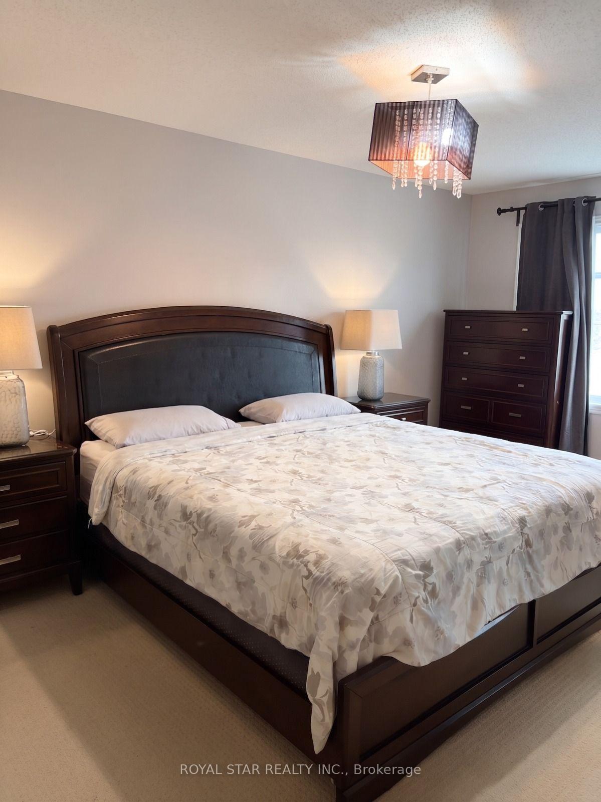 Photo 4 of 233 Jersey Tea Circle, Ottawa, Riverside South/Gloucester Glen — HOMEH