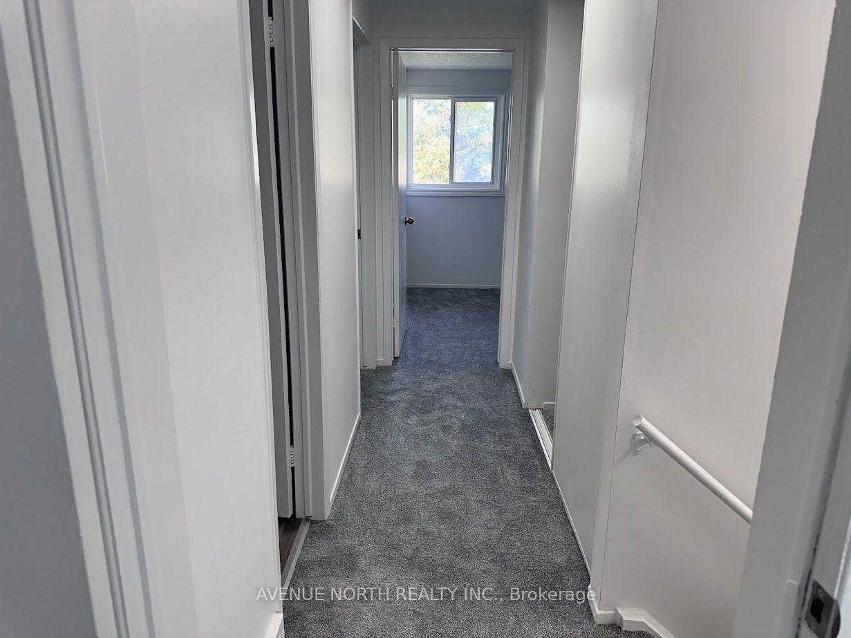 Photo 16 of Unit 7, 1370 Foxwell Street, Ottawa, Pineview — HOMEH