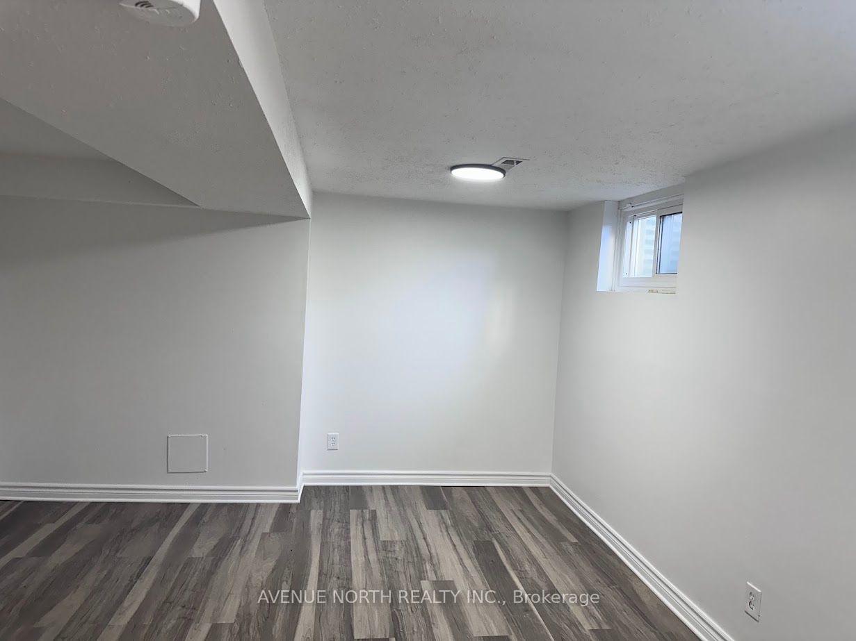 Photo 25 of Unit 7, 1370 Foxwell Street, Ottawa, Pineview — HOMEH
