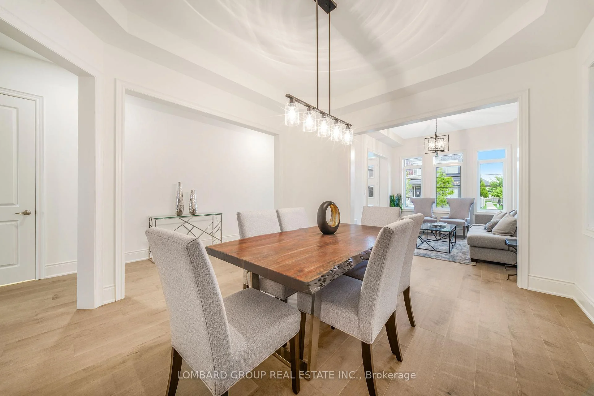 Photo 17 of 37 North Park Boulevard, Oakville, Glenorchy — HOMEH