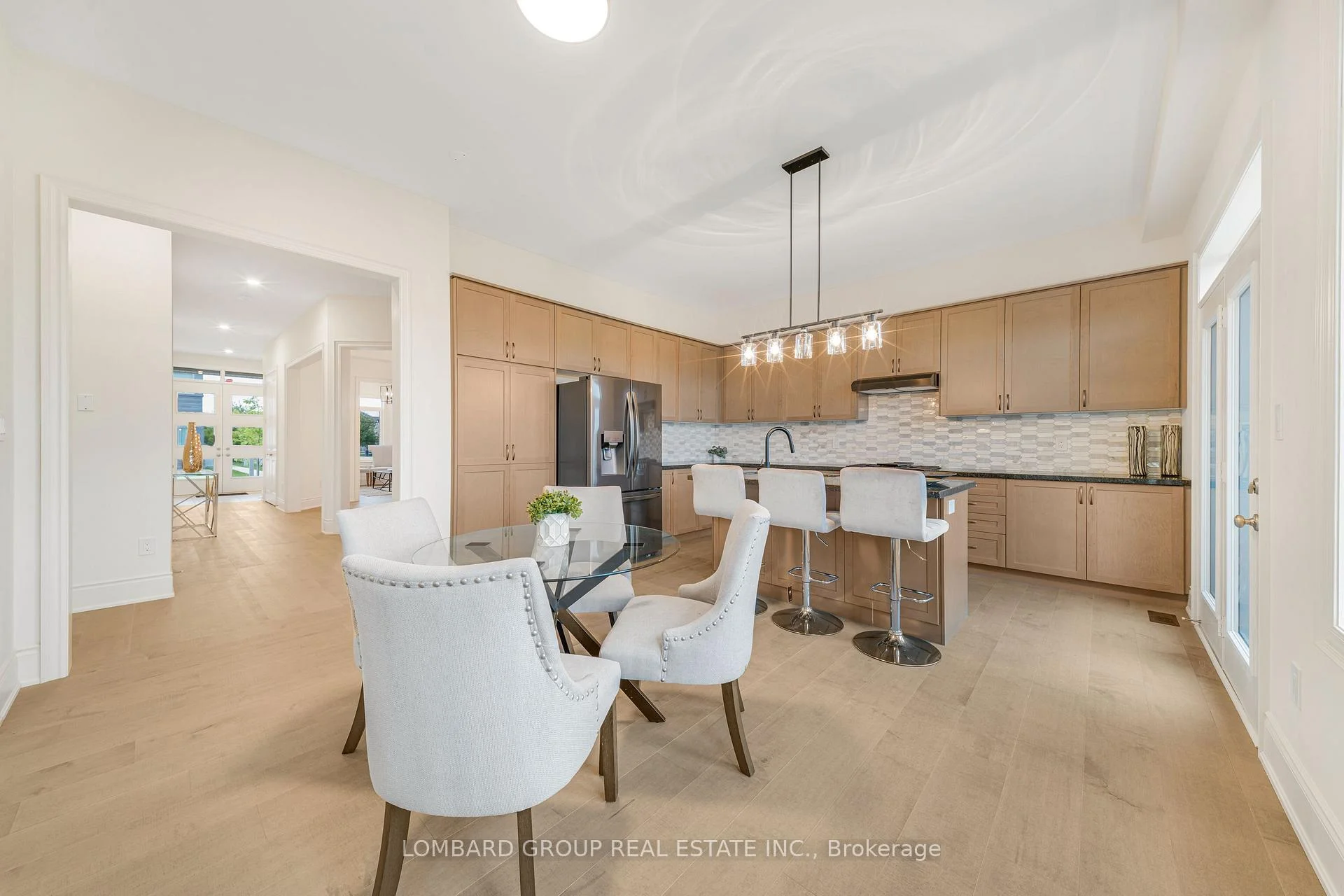 Photo 20 of 37 North Park Boulevard, Oakville, Glenorchy — HOMEH