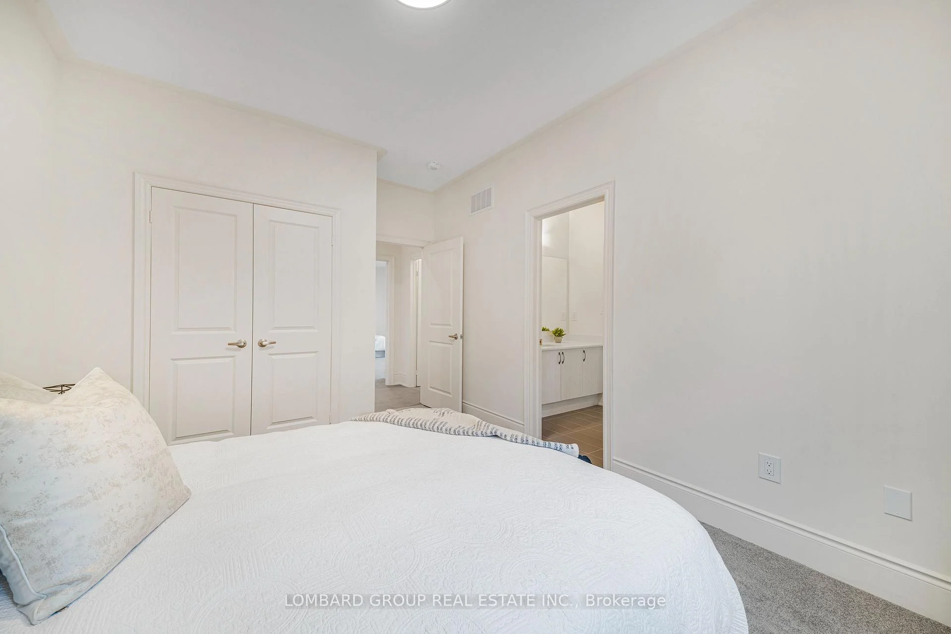 Photo 39 of 37 North Park Boulevard, Oakville, Glenorchy — HOMEH