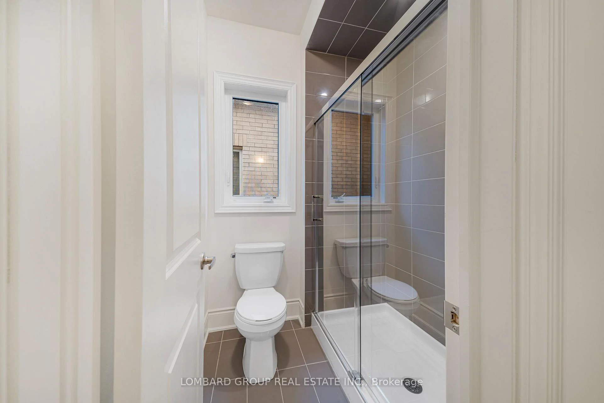 Photo 41 of 37 North Park Boulevard, Oakville, Glenorchy — HOMEH