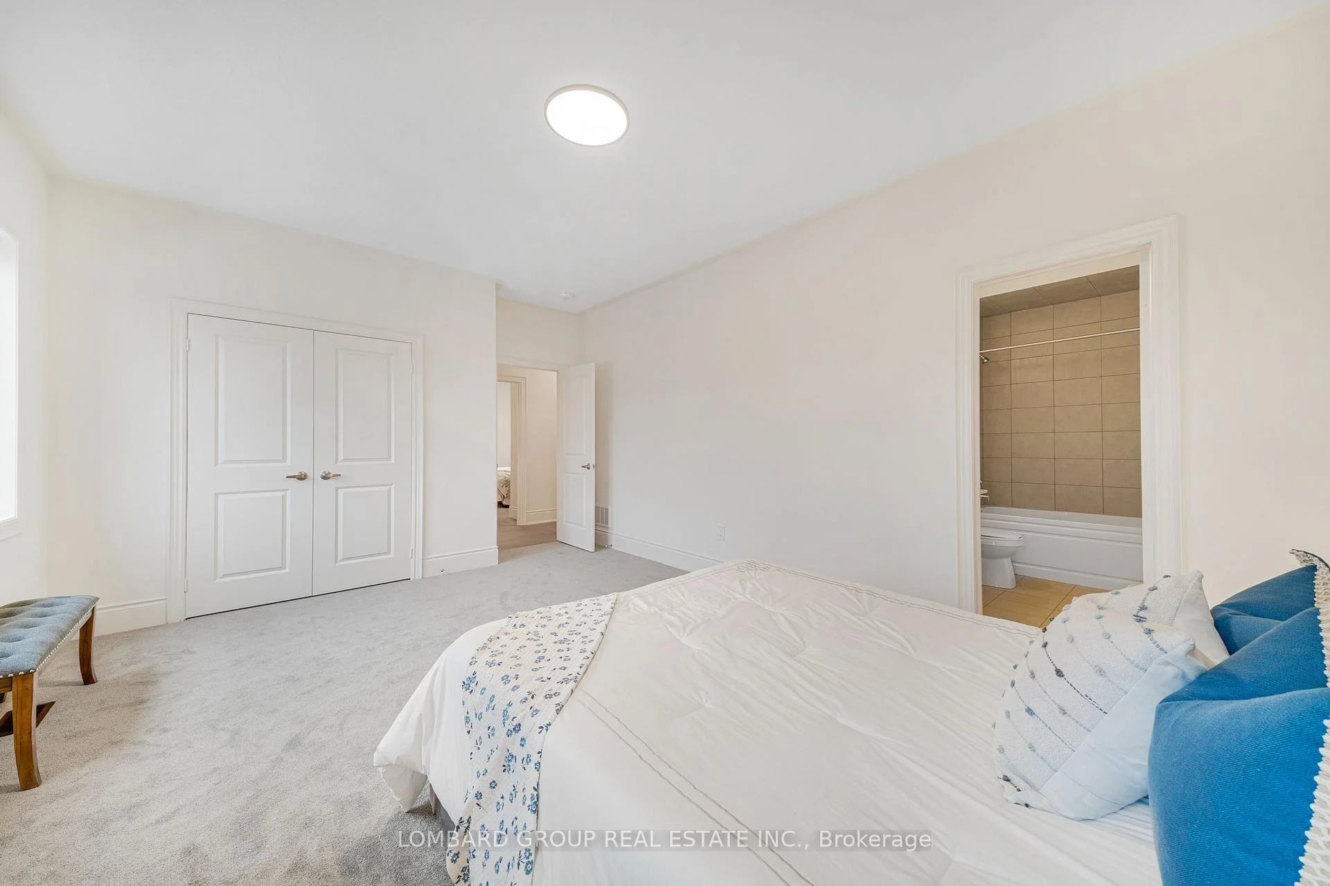 Photo 45 of 37 North Park Boulevard, Oakville, Glenorchy — HOMEH