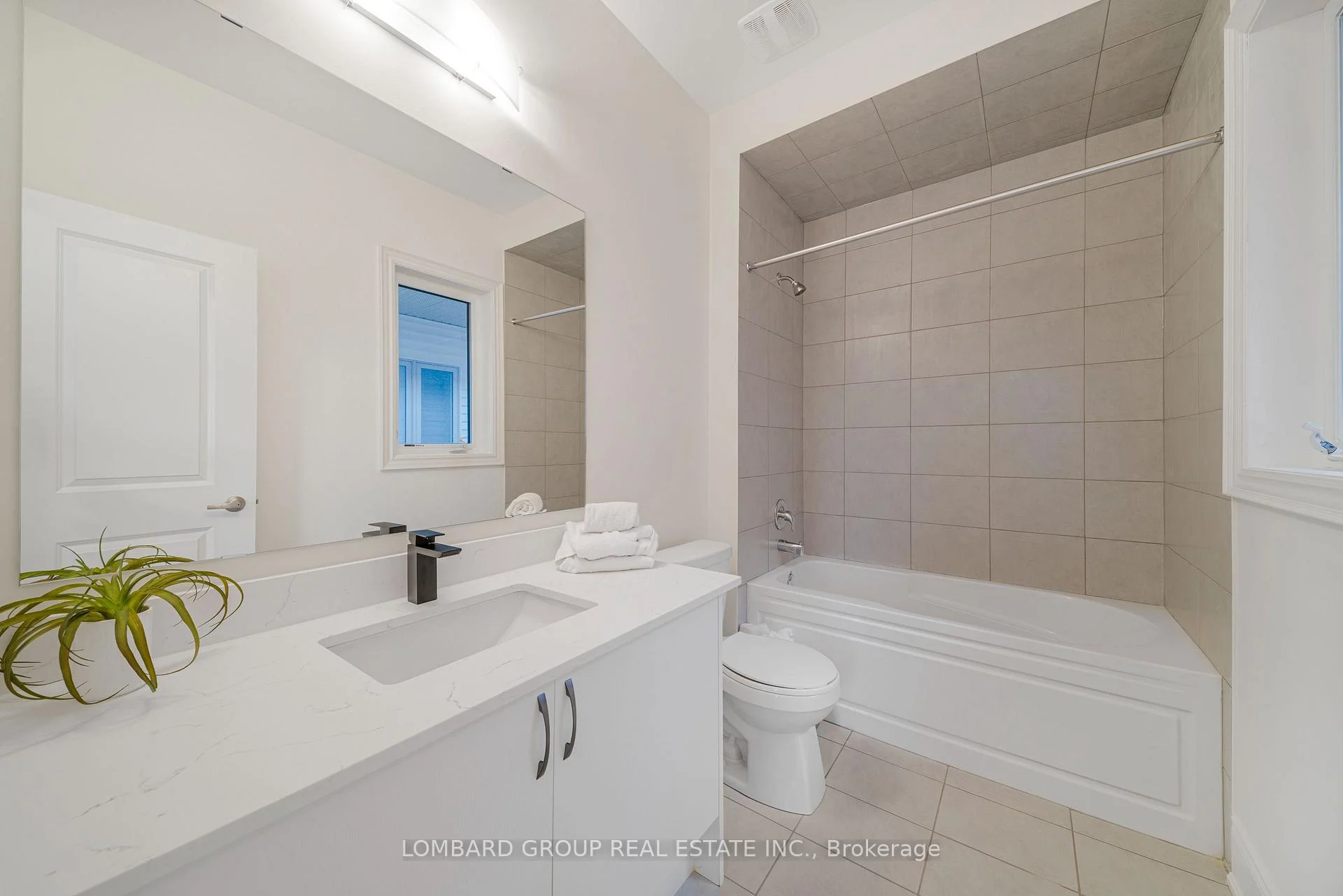 Photo 46 of 37 North Park Boulevard, Oakville, Glenorchy — HOMEH
