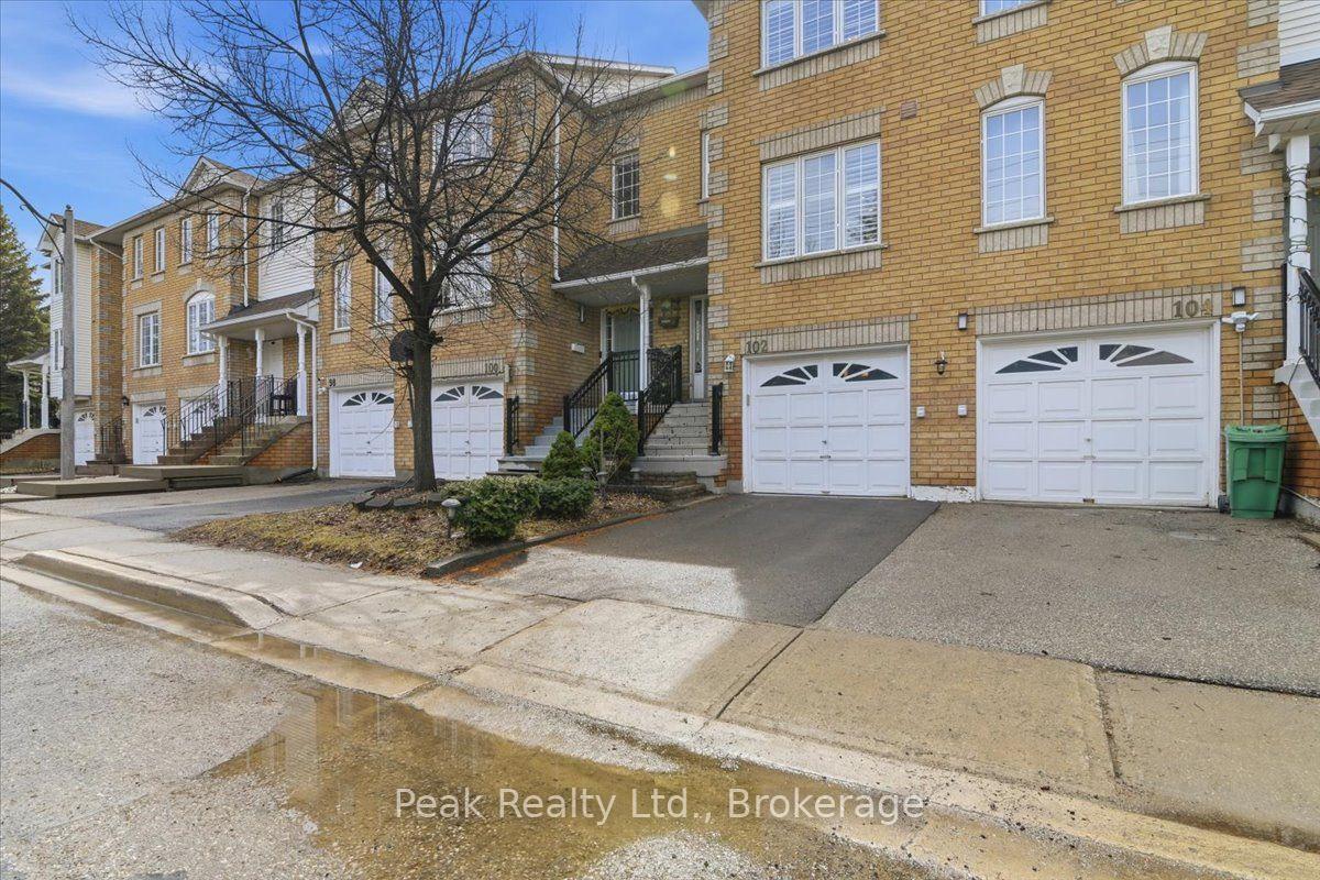 Photo 2 of Unit 102, 9800 Mclaughlin Road N, Brampton, Fletcher's Creek Village — HOMEH