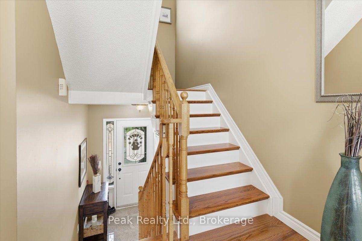 Photo 7 of Unit 102, 9800 Mclaughlin Road N, Brampton, Fletcher's Creek Village — HOMEH