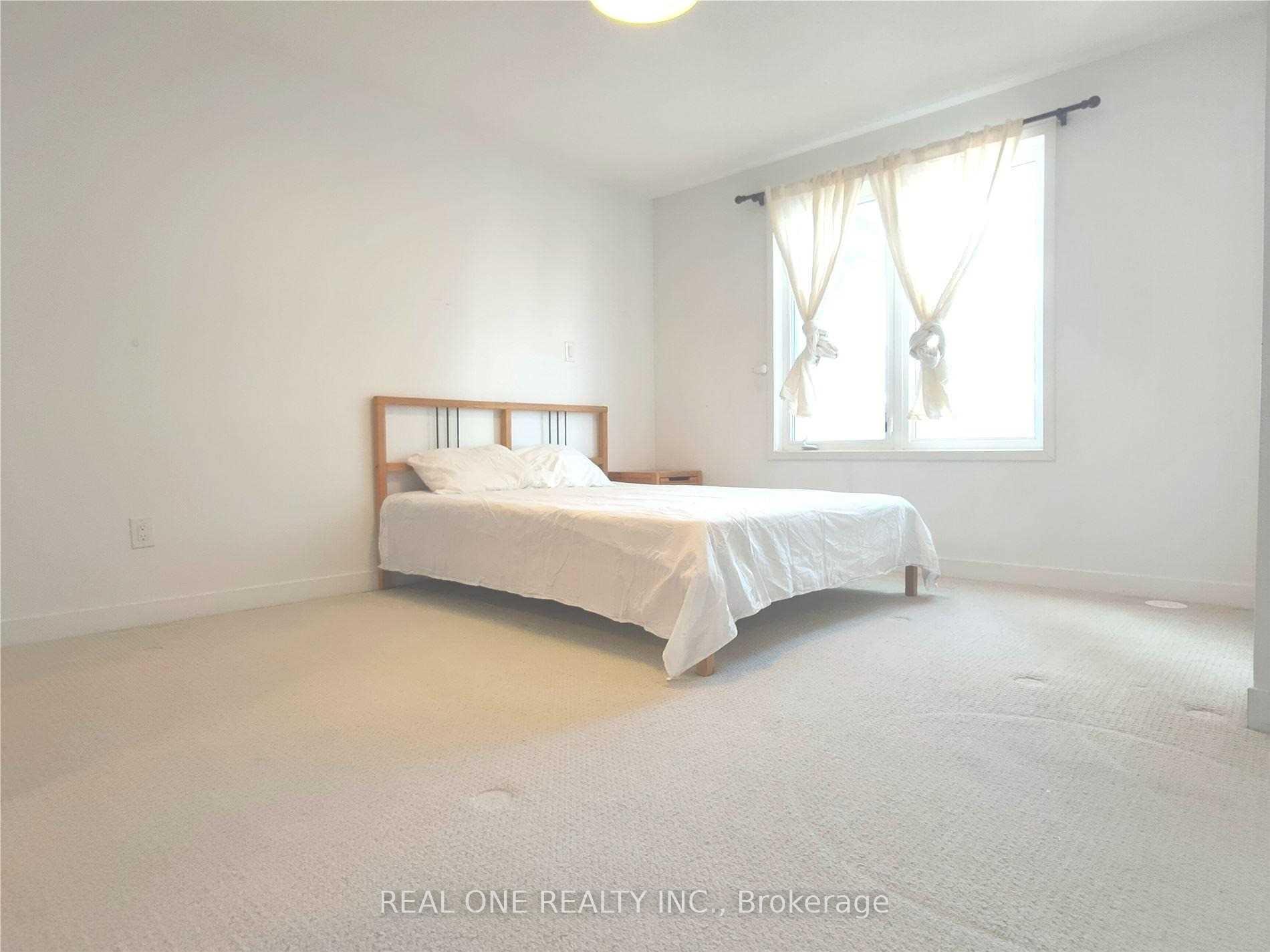 Photo 7 of Unit Th23 C, 370 Square One Drive, Mississauga, City Centre — HOMEH