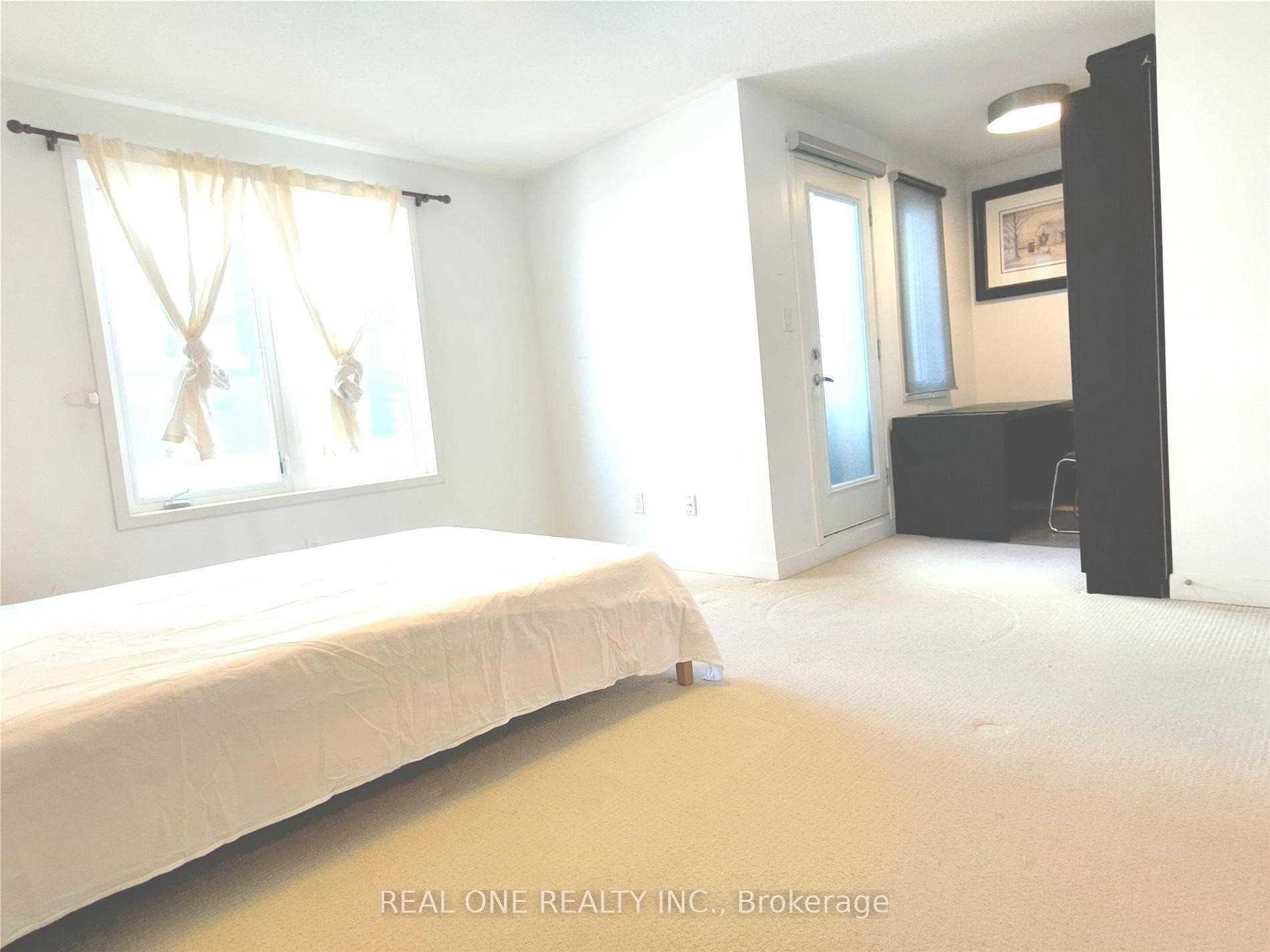 Photo 8 of Unit Th23 C, 370 Square One Drive, Mississauga, City Centre — HOMEH