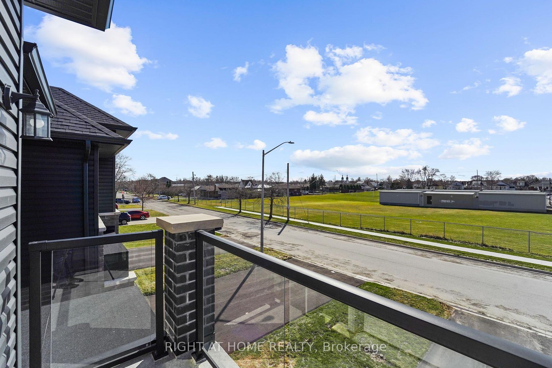 Photo 25 of 107 Louise Street, Welland, Lincoln/Crowland — HOMEH