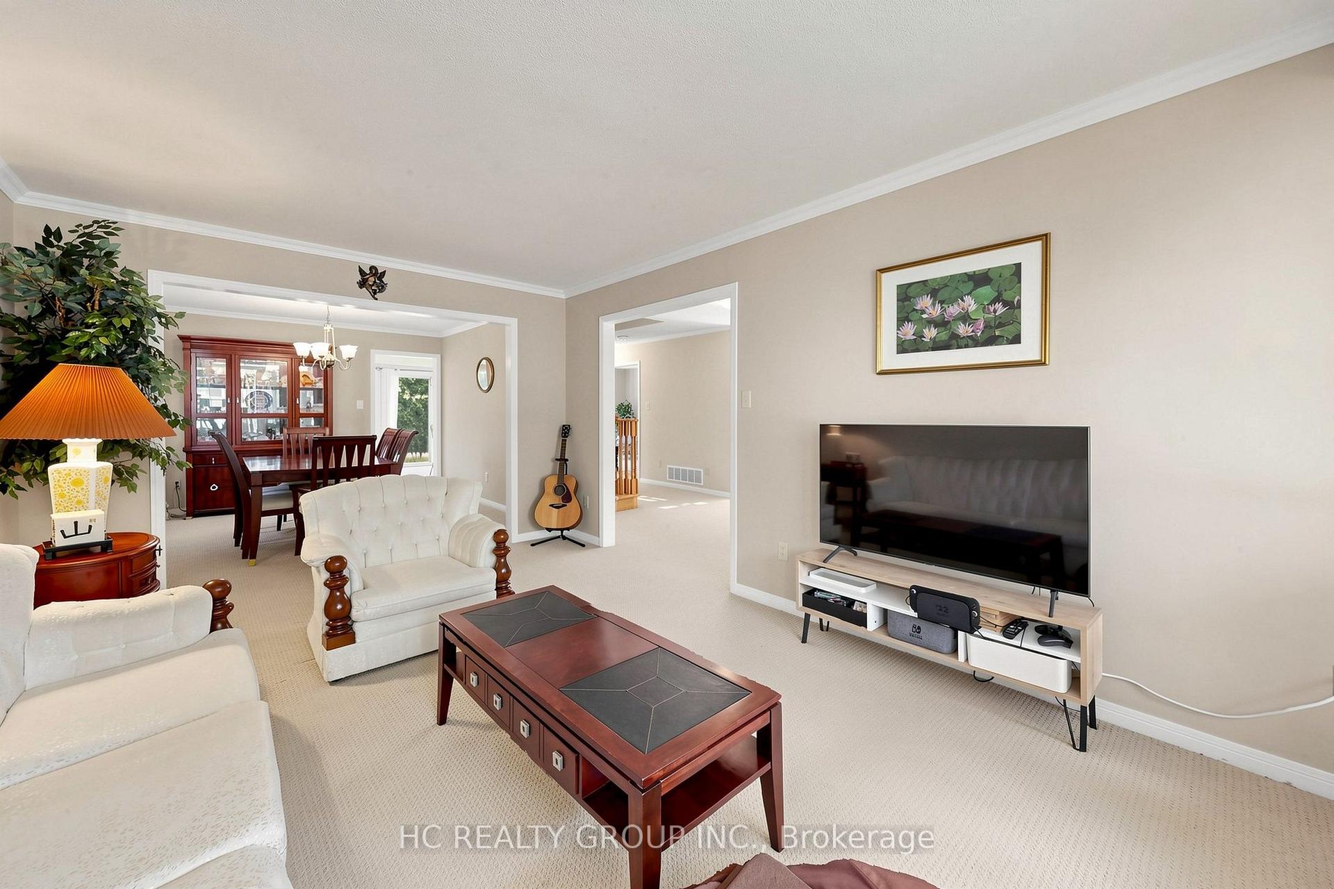 Photo 7 of 5 Standish Crescent, Markham, Sherwood-Amberglen — HOMEH