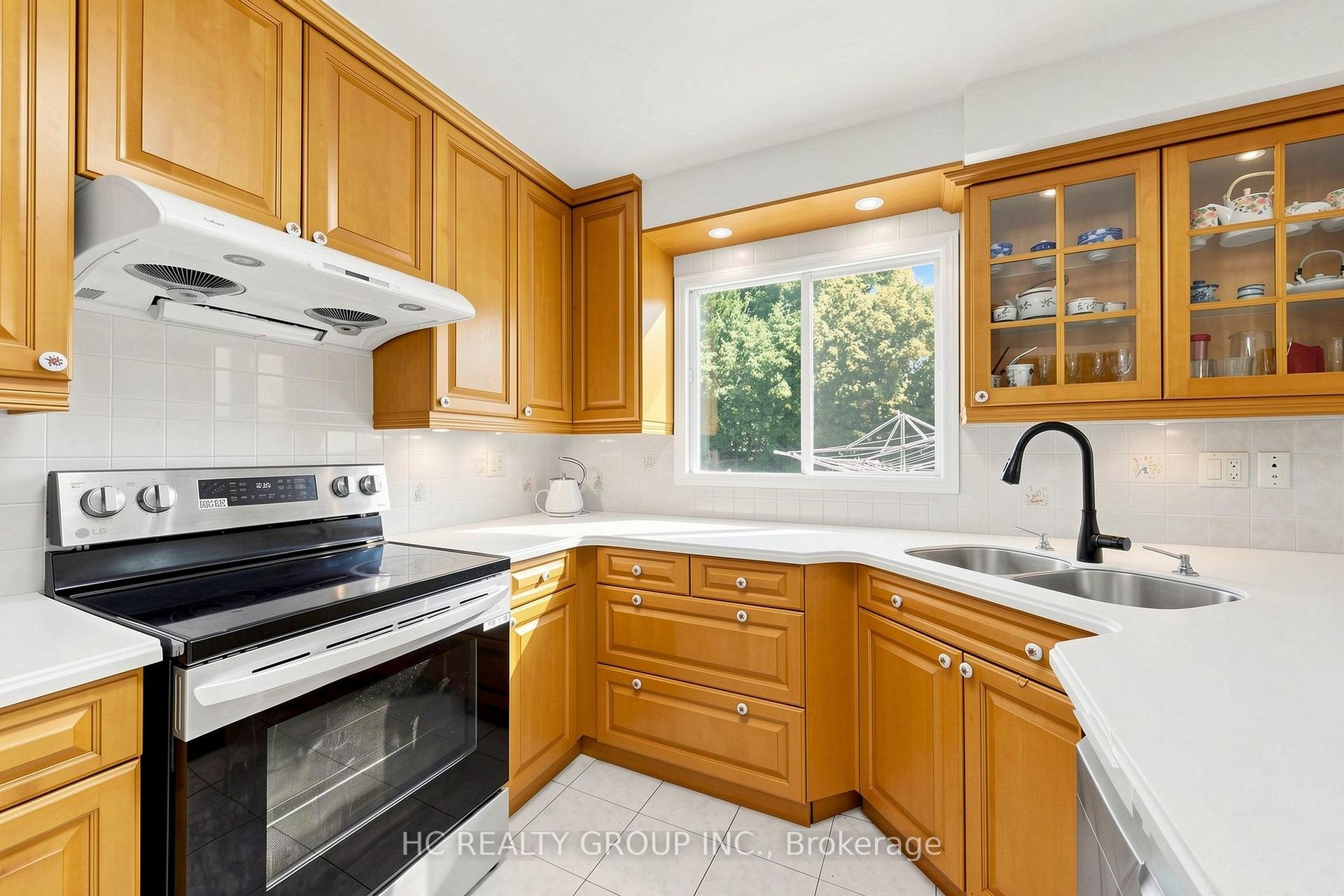 Photo 17 of 5 Standish Crescent, Markham, Sherwood-Amberglen — HOMEH