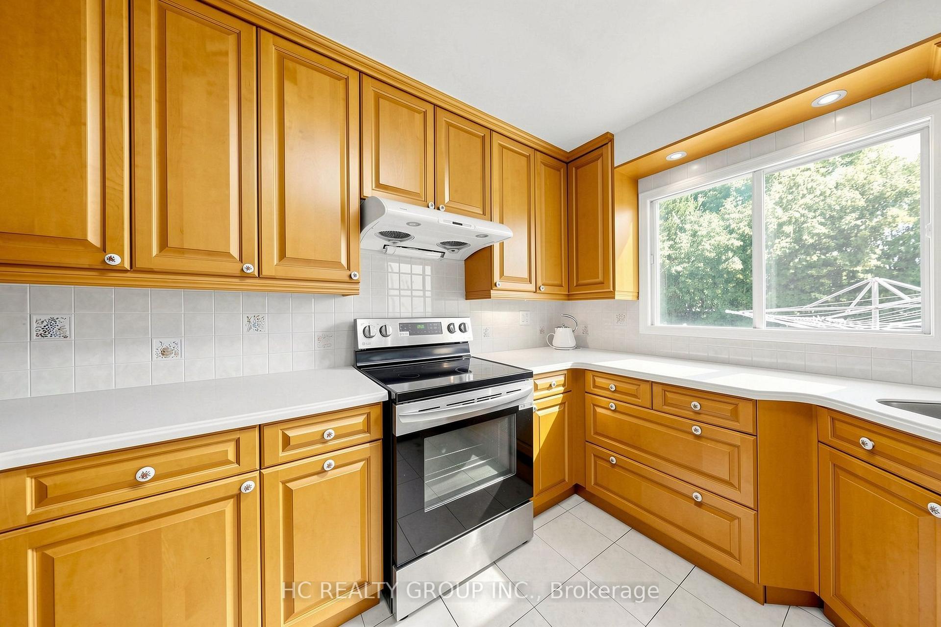 Photo 18 of 5 Standish Crescent, Markham, Sherwood-Amberglen — HOMEH