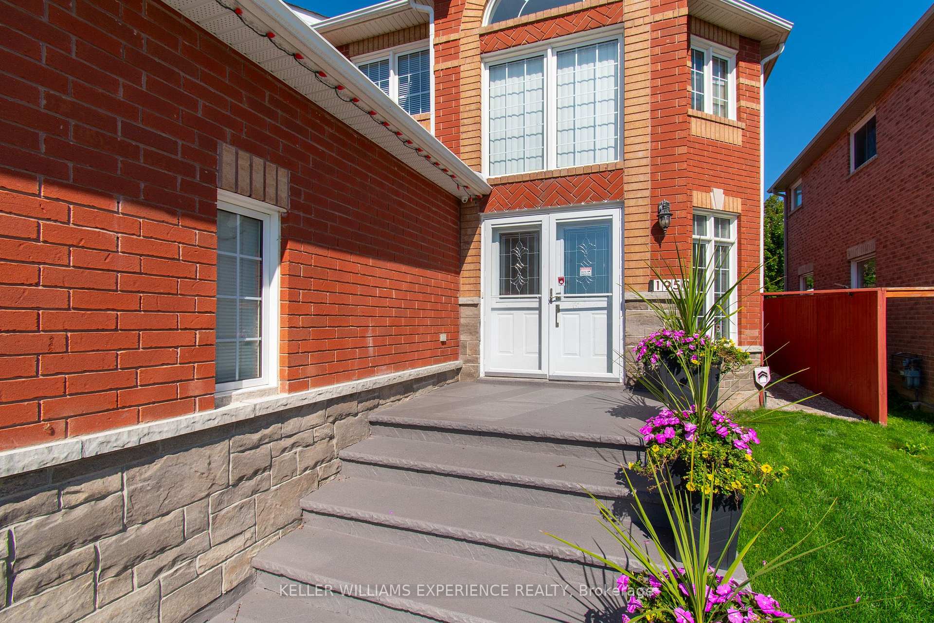 Photo 8 of 1950 Mill Street, Innisfil, Alcona — HOMEH