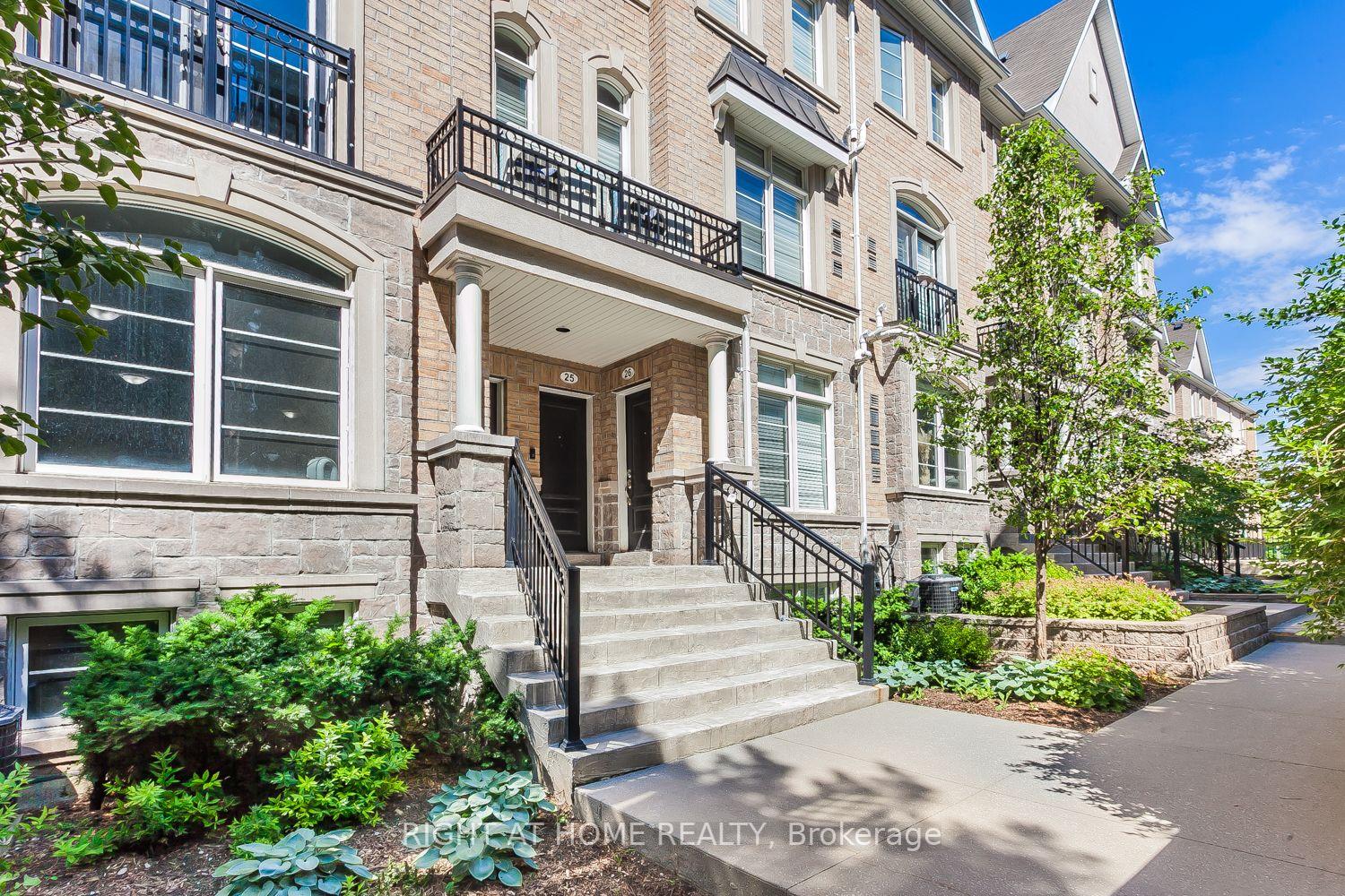 Front of Unit 22, 39 Drewry Avenue