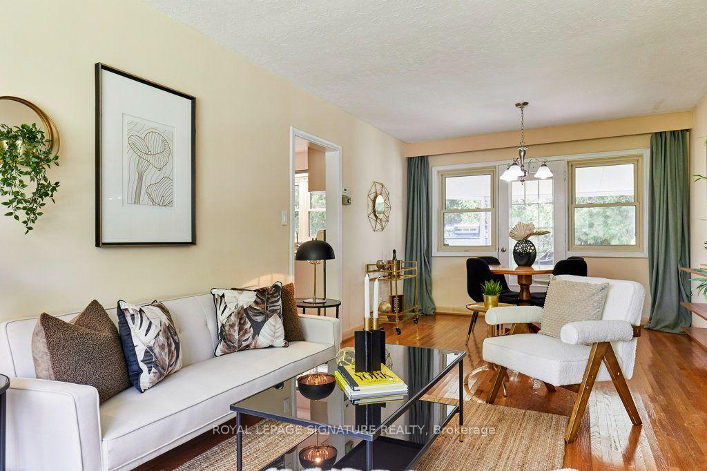 Photo 4 of 74 Forest Road, Ajax, South East — HOMEH