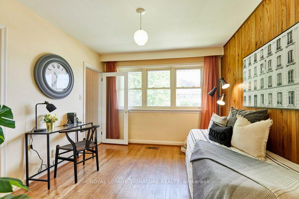 Photo 7 of 74 Forest Road, Ajax, South East — HOMEH