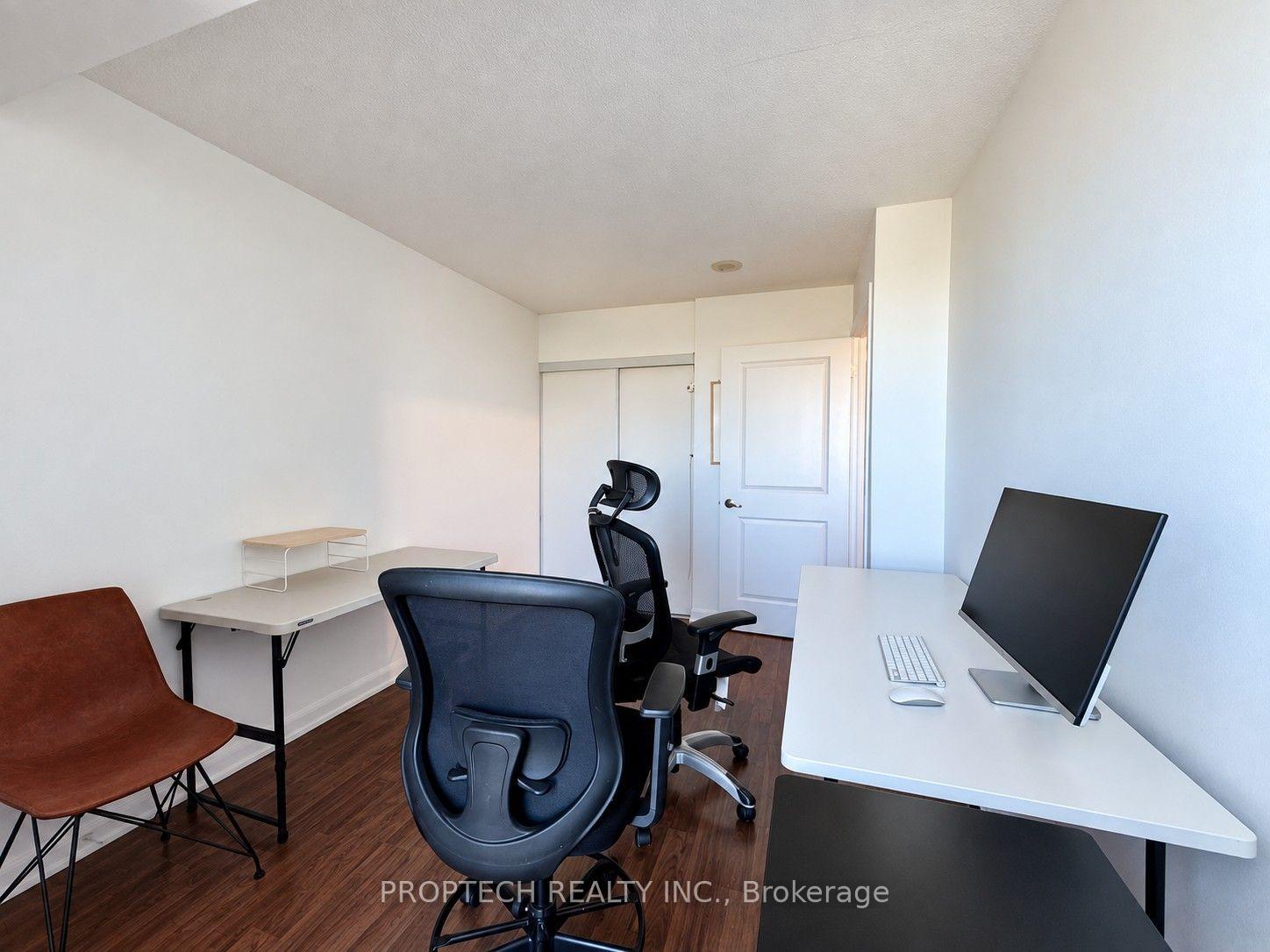 Photo 11 of Unit 1710, 17 Anndale Drive, North York, Willowdale East — HOMEH