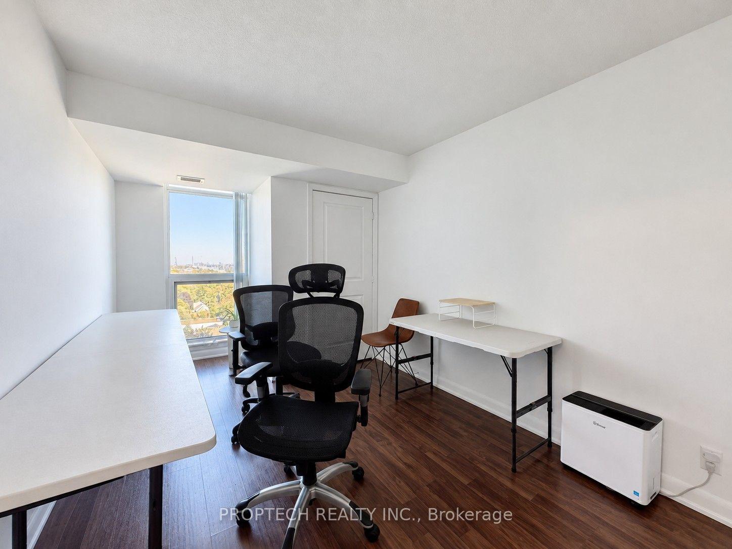 Photo 12 of Unit 1710, 17 Anndale Drive, North York, Willowdale East — HOMEH
