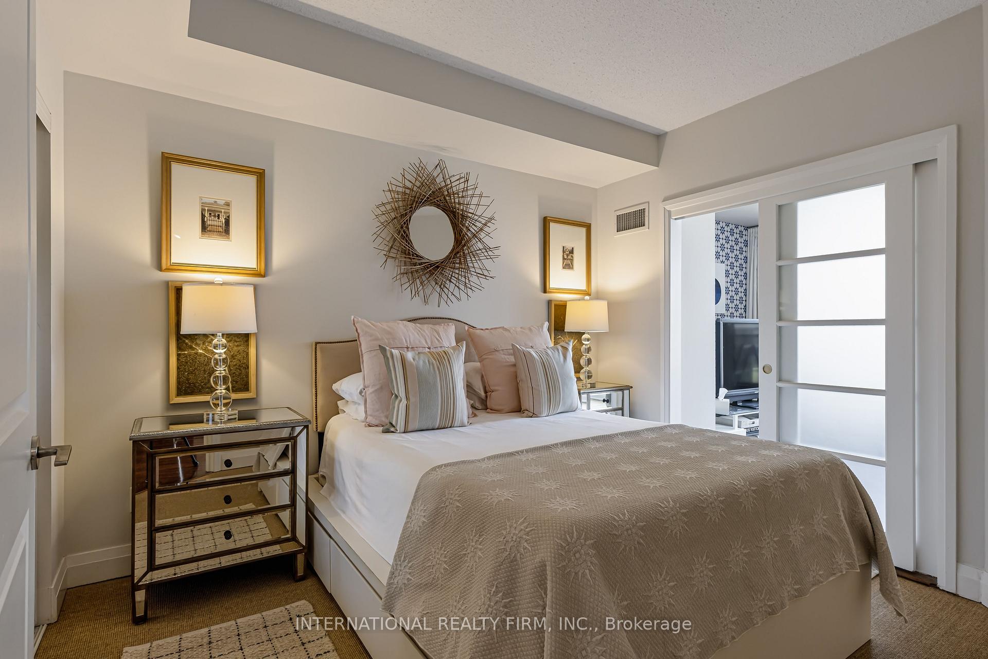 Photo 4 of Unit 204, 1430 Yonge Street, Toronto, Yonge-St. Clair — HOMEH