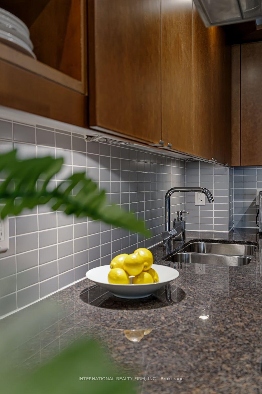 Photo 13 of Unit 204, 1430 Yonge Street, Toronto, Yonge-St. Clair — HOMEH