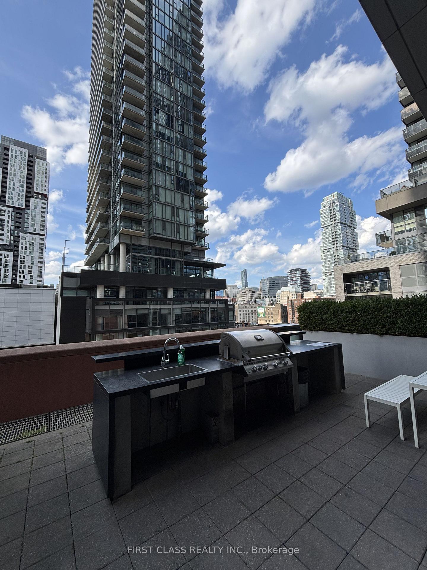 Photo 16 of Unit 4201, 21 Widmer Street, Toronto, Waterfront Communities — HOMEH