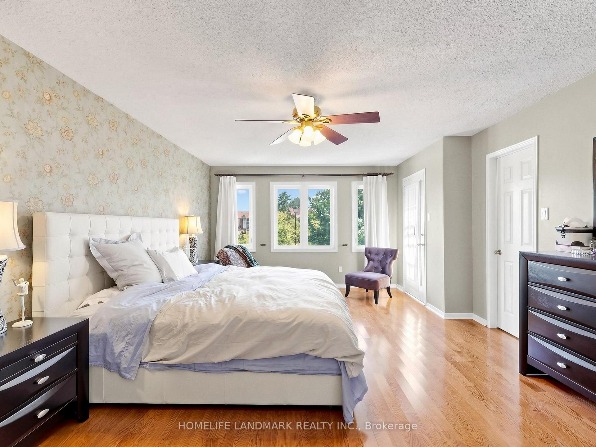 Photo 16 of 52 Queensmill Court, Richmond Hill, Doncrest — HOMEH