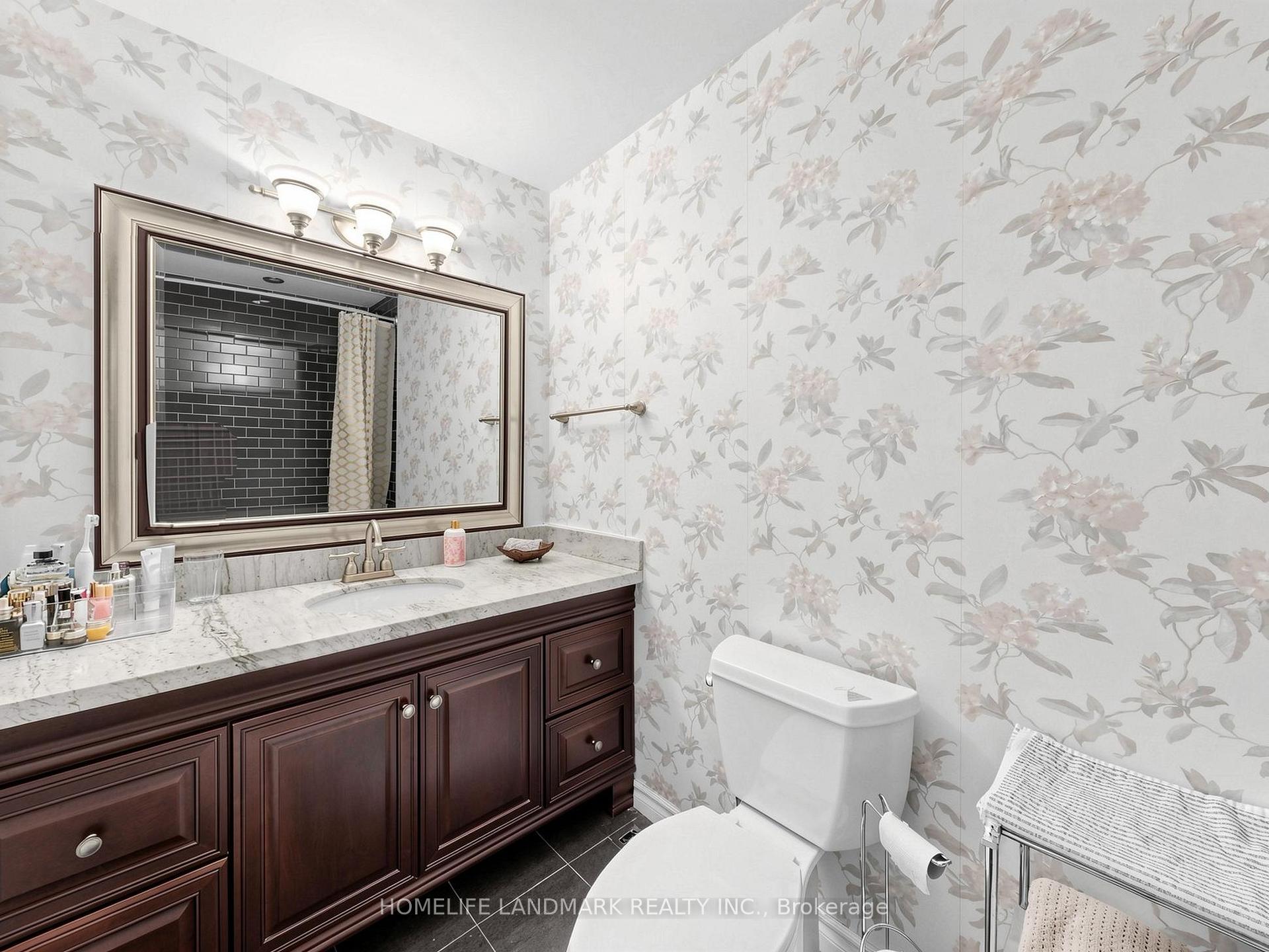 Photo 19 of 52 Queensmill Court, Richmond Hill, Doncrest — HOMEH