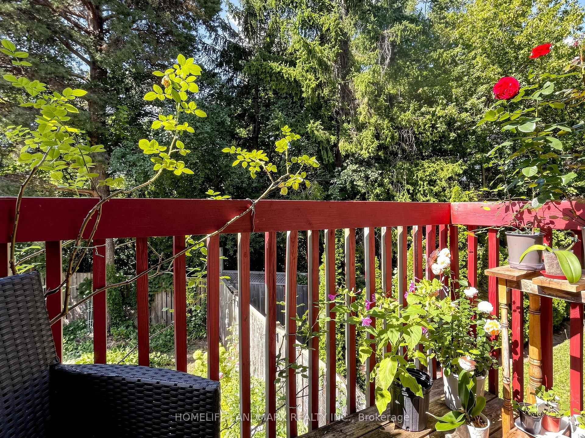 Photo 30 of 52 Queensmill Court, Richmond Hill, Doncrest — HOMEH