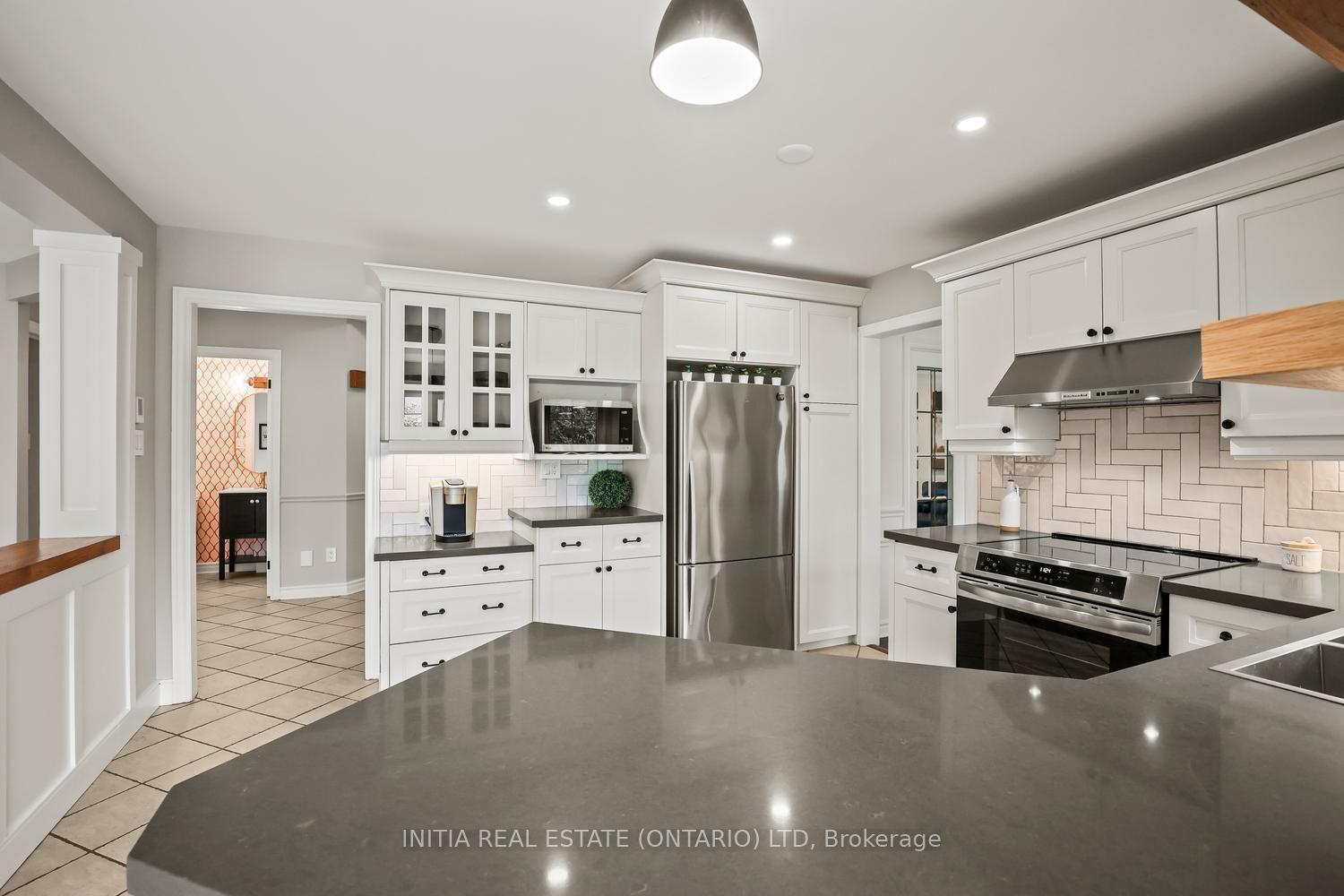 Photo 14 of 82 Masonville Crescent, London, North G — HOMEH